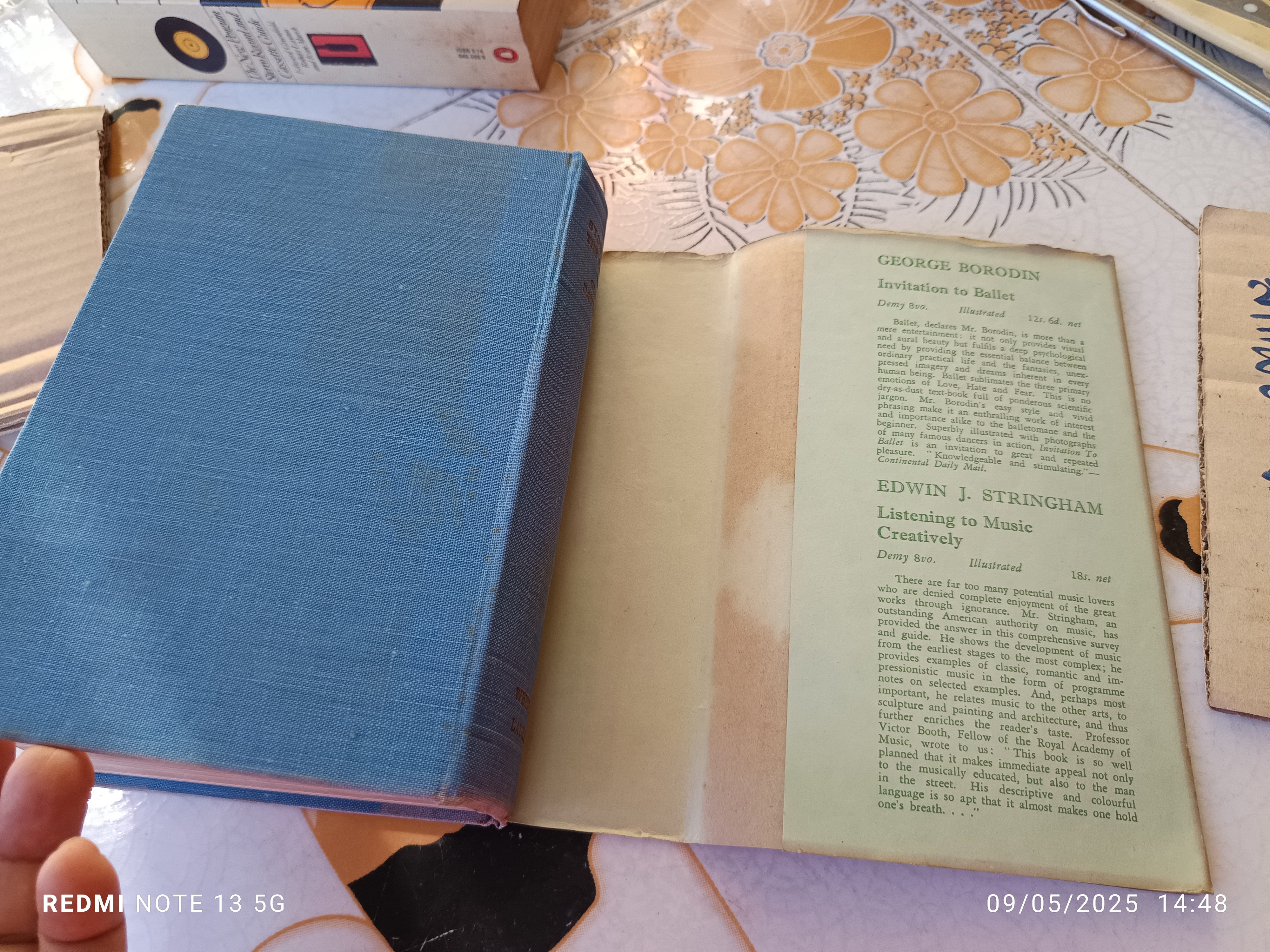 STORIES OF THE BALLETS (Hardcover). Gladys Davidson Published by T. Werner Laurie, London, 1951.