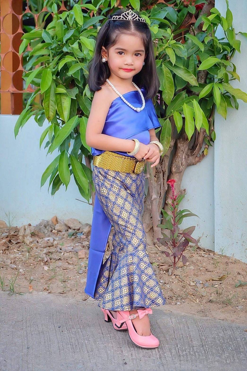 ชุดไทยเด็กหญิง สไบกับขาม้า