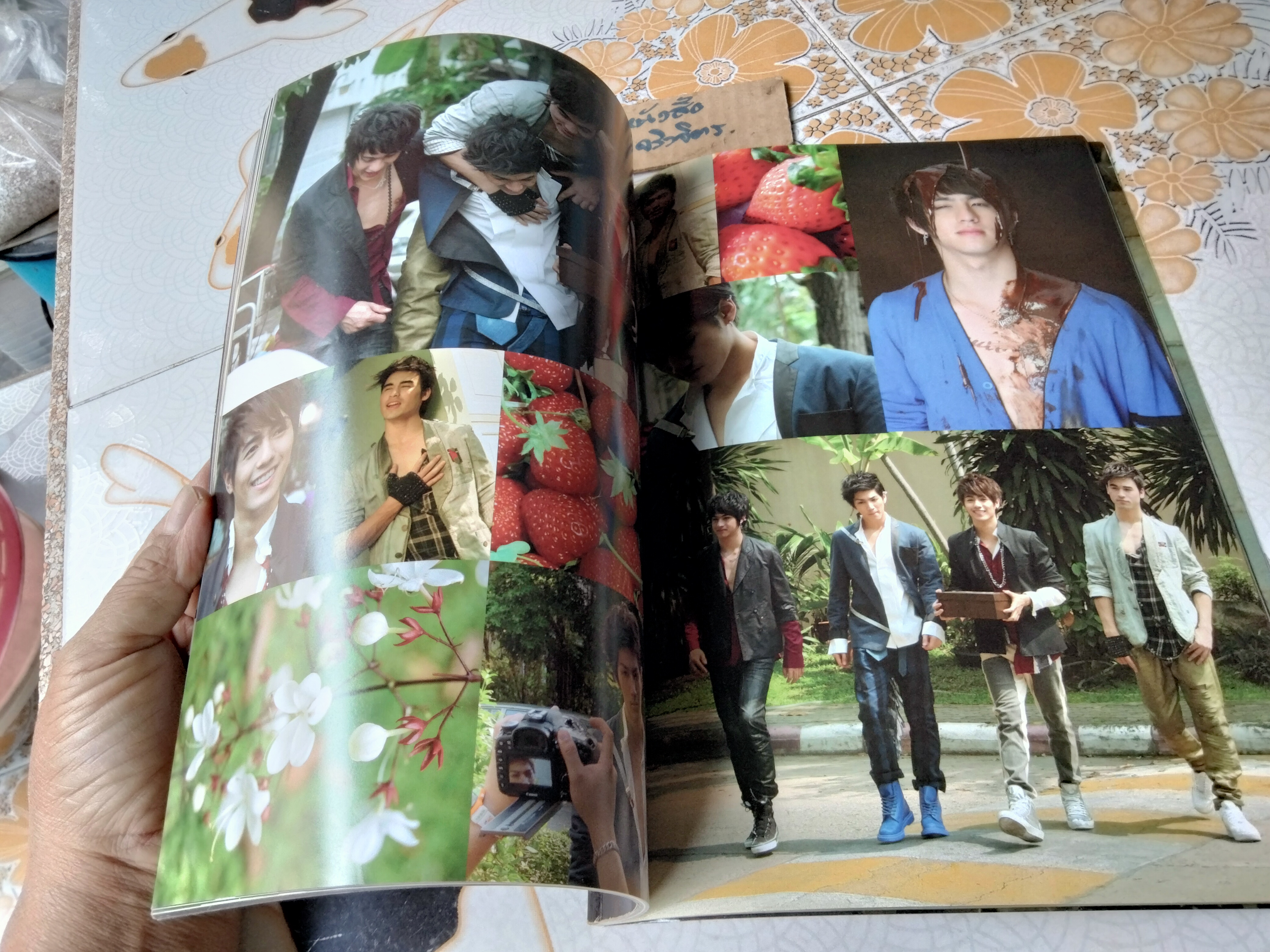 BECAUSE OF YOU B-O-Y. บี-โอ-วาย : PHOTO BOOK