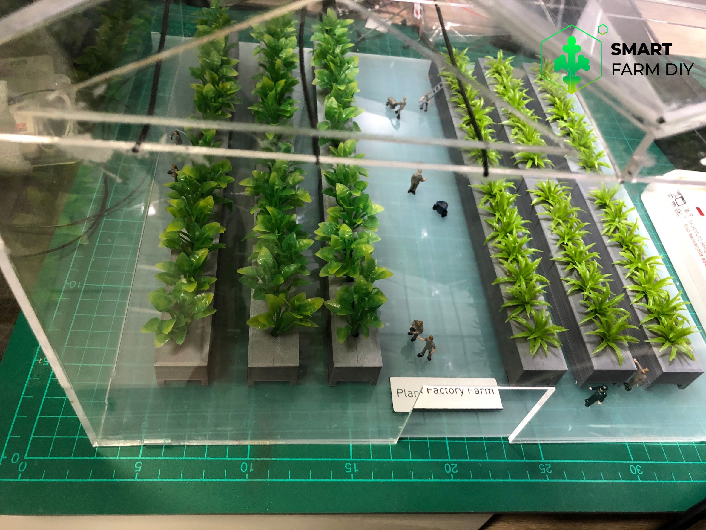 โมเดลโรงเรือนผลิตพืช Plants Greenhouse Farm รุ่น-SMA001