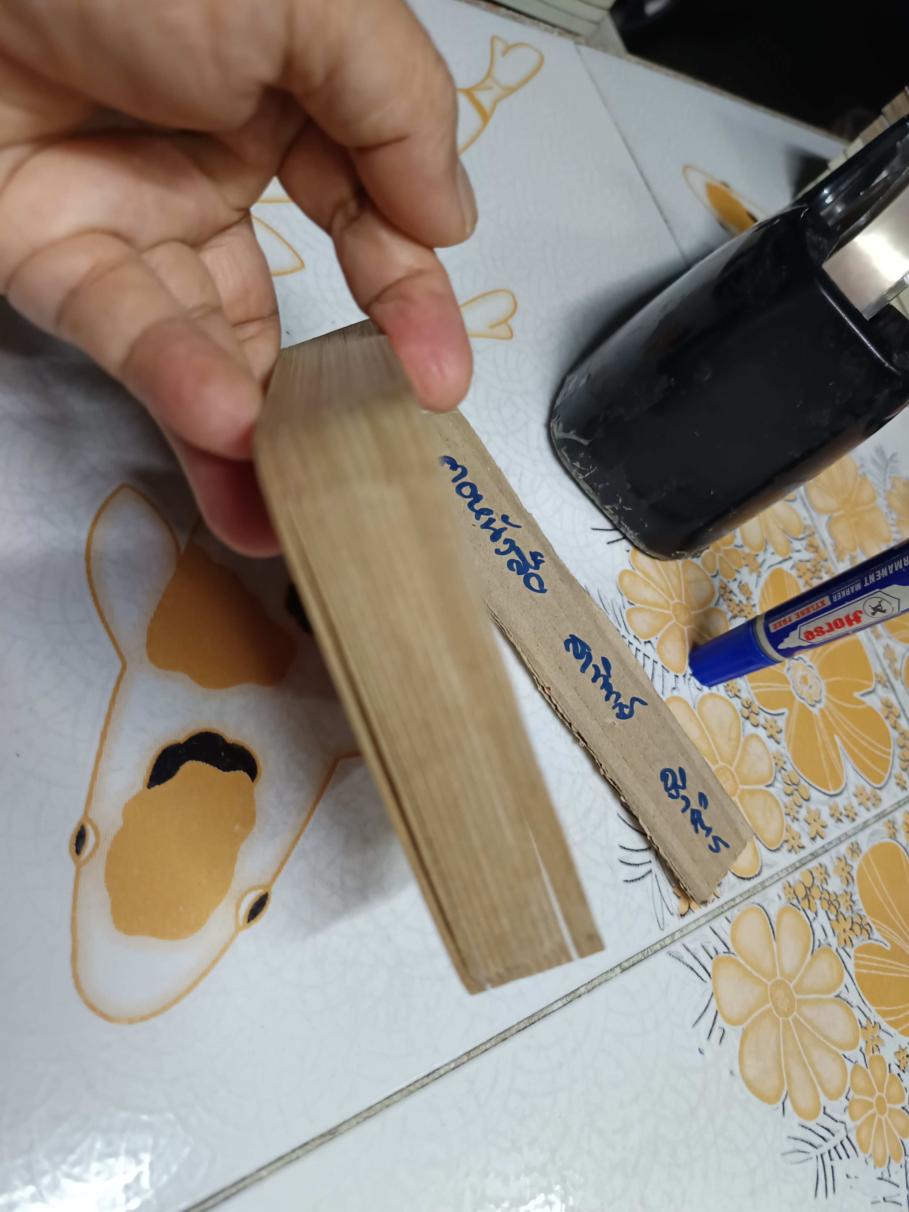 WALT DISNEY'S PINOCCHIO : A LITTLE NUGGET BOOK , by Diane Muldrow, Walt Disney , vintage