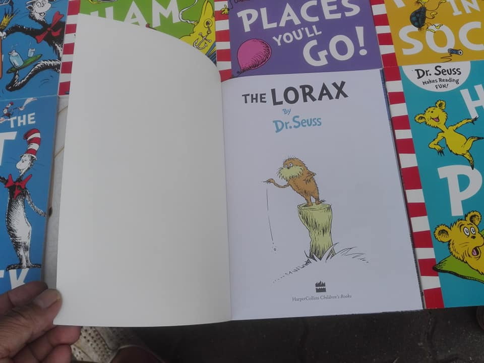 A Classic Case Of Dr Seuss Collection (20 Books Box Set) ** ชุดนี้ ขาดไป 1 เล่ม ลำดับที่ 7 - ABC