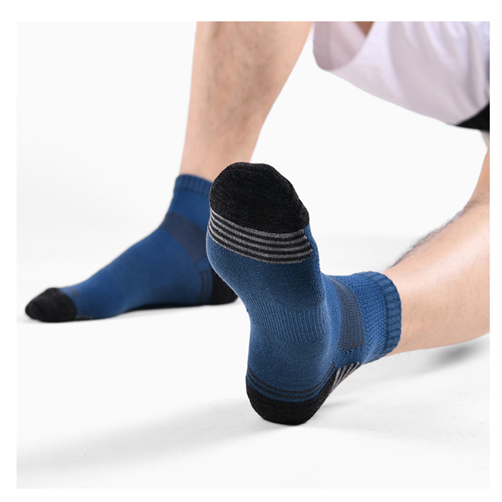 ถุงเท้าวิ่ง โพลีเอสเตอร์/สแปนเด็กซ์ เหมาะสำหรับวิ่ง MEIKAN Best Running Compression Socks (N28)