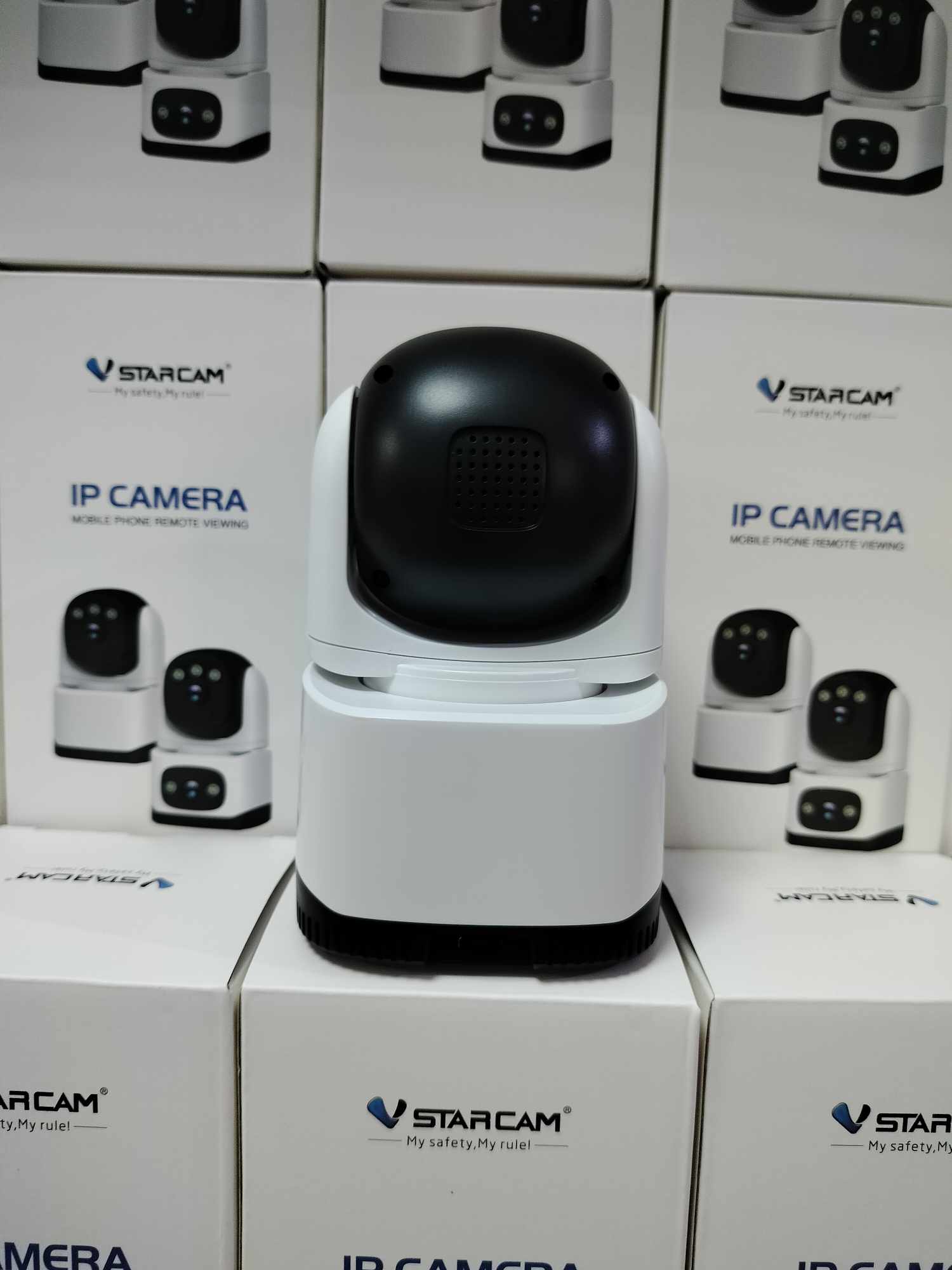 Vstarcam Vstarcam กล้องวงจรปิดกล้องใช้ภายในรุ่นCS995 ความคมชัด2ล้าน มีไวไฟในตัว บันทึกภาพ/เสียง ขาว