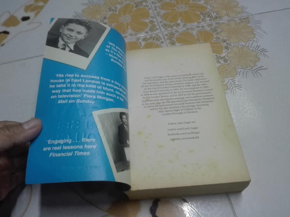 WHAT YOU SEE IS WHAT YOU GET BY Alan Sugar (ภาษาอังกฤษ)