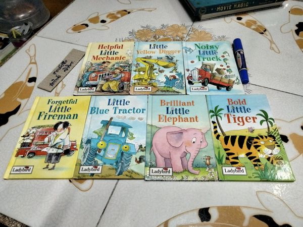 หนังสือชุด " The Ladybird Little Stories Collection " ขายรวม 7 เล่ม