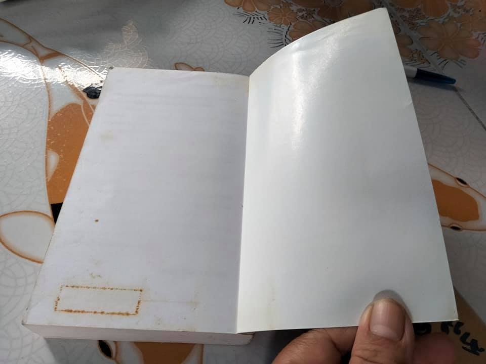 ศิลปะการผูกมิตรและจูงใจคน (How To Win Friends & Influence People) Dale Carnegie เขียน , ศิระ โอภาสพงษ์ แปล **สินค้าหมด**