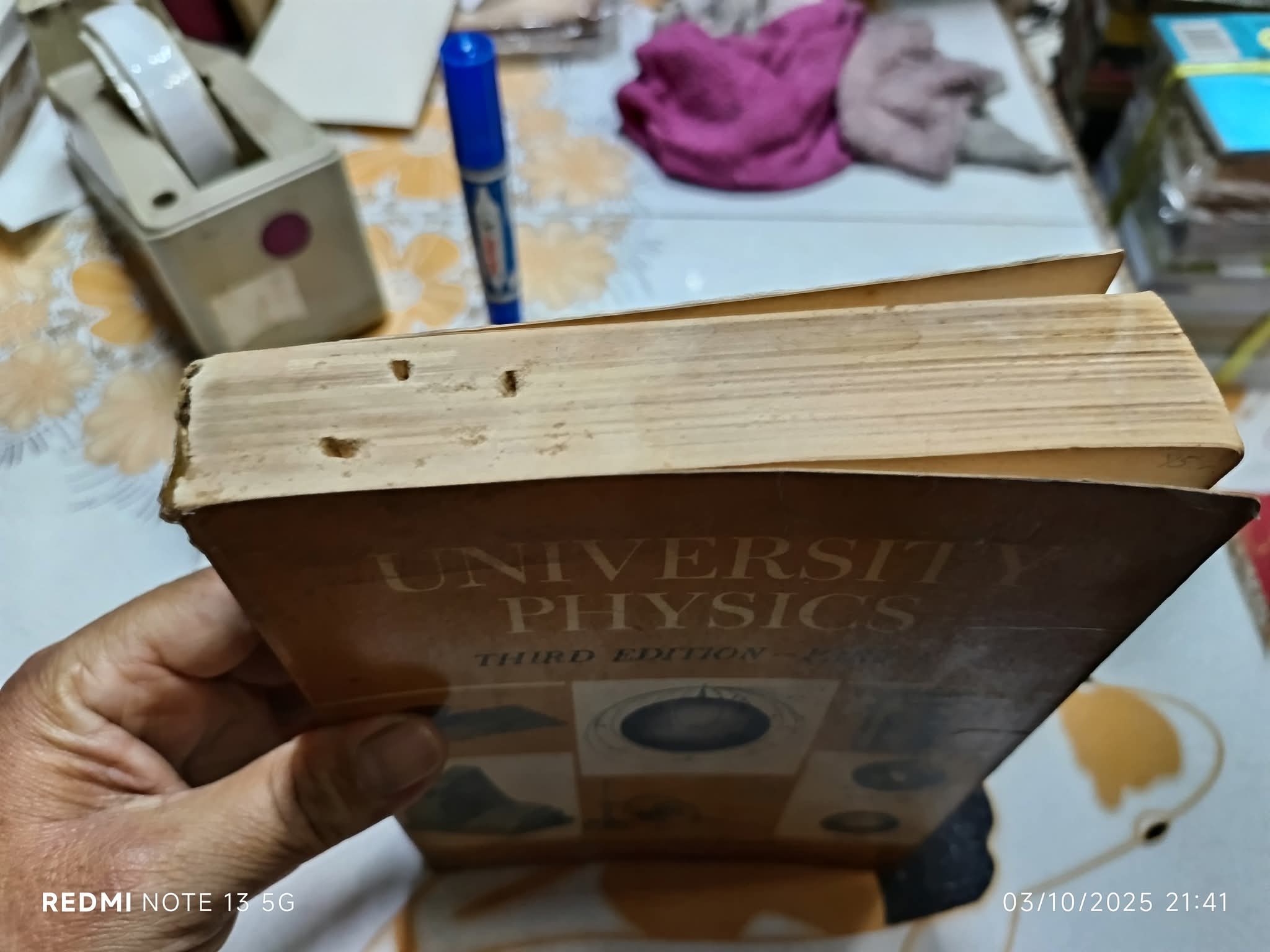 UNIVERSITY PHYSICS - Third Edition - Part 1 by Francis W. Sears and Mark W. Zemansky พิมพ์ปี 1967