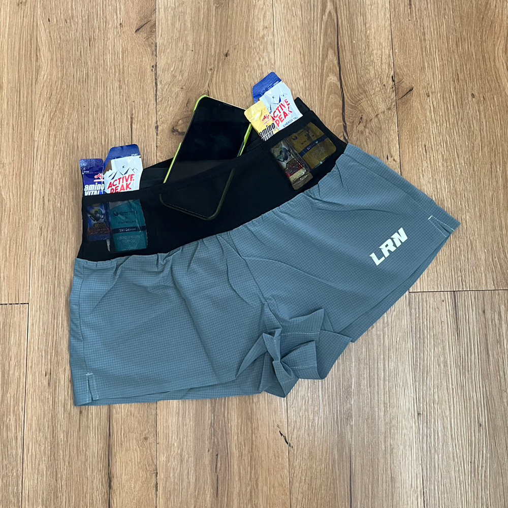 กางเกงวิ่งเทรล 2" (ไม่มีซับใน) ใส่ได้ทั้งชาย - หญิง มีกระเป๋าใส่ของที่รอบเอวในตัว (F34)