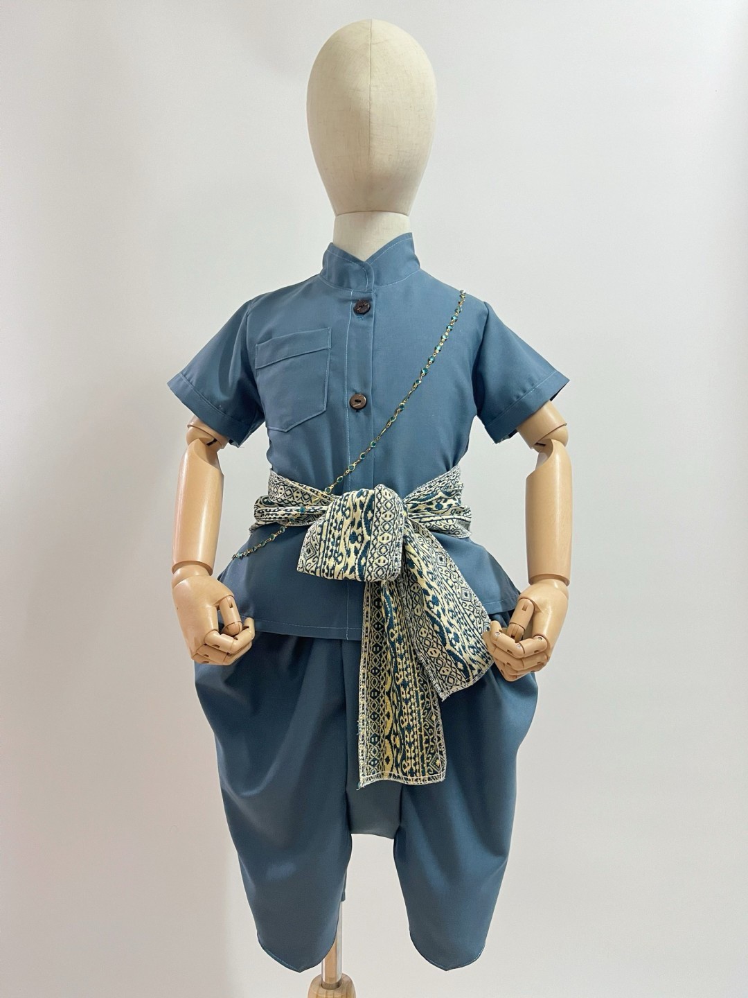 ชุดไทยเด็กชายสีพื้น