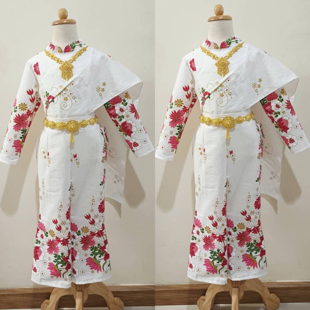 ชุดไทยเด็กหญิง ชุดไทยประยุกต์ลายดอกไม้