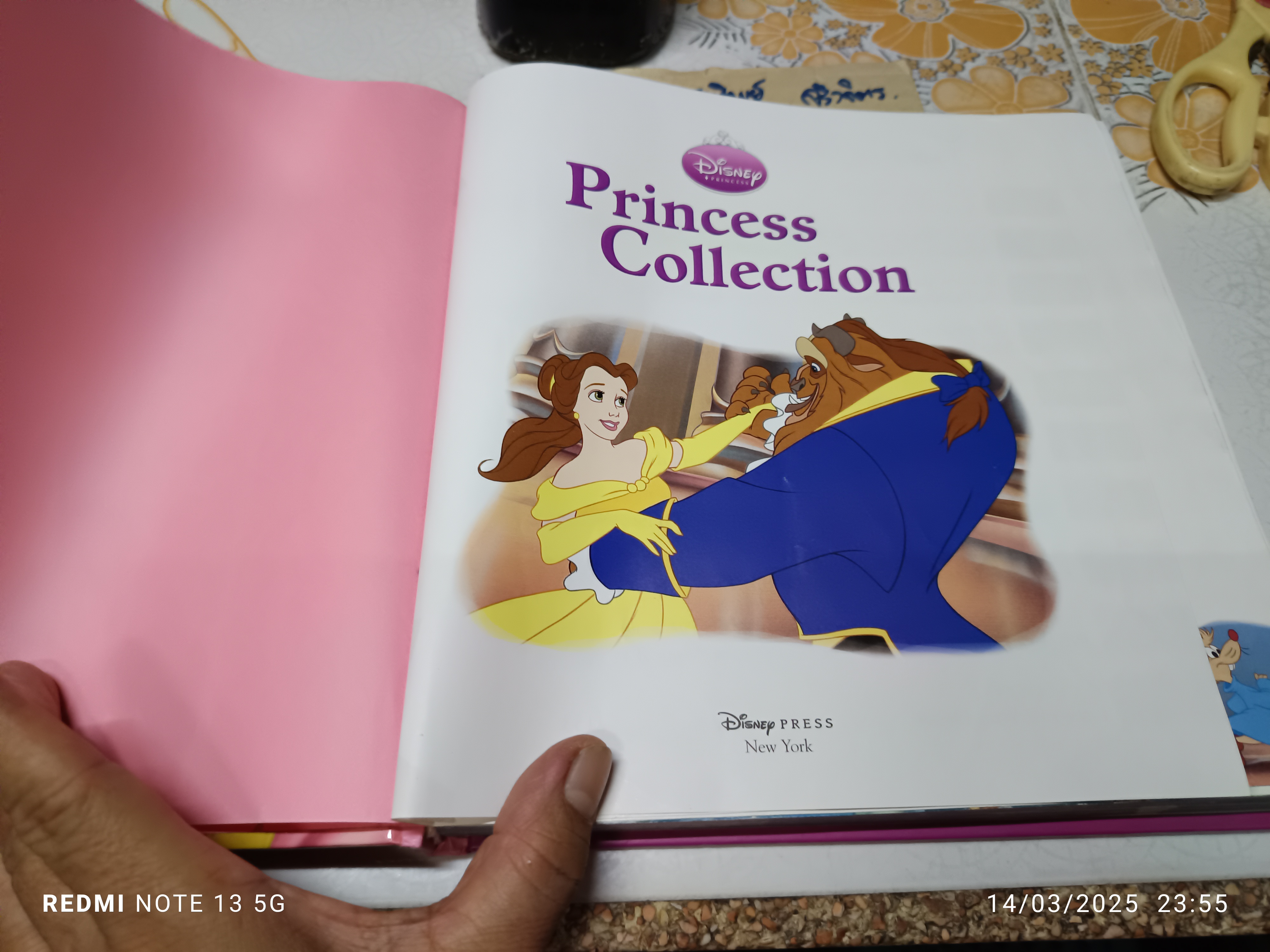 Princess Collection , A Treasury of Tales, Disney Press หนังสือมือสอง ปกแข็ง