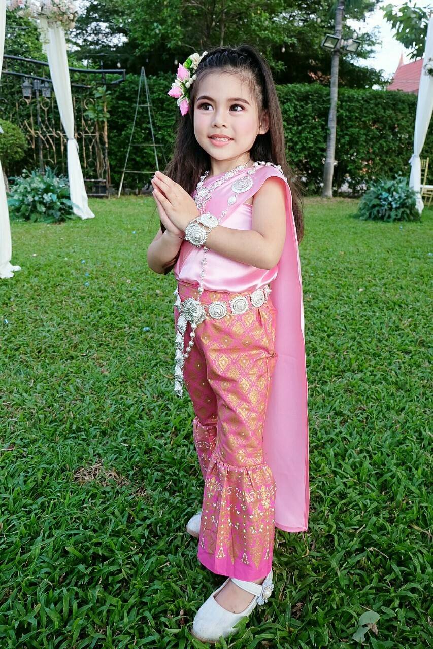 ชุดไทยเด็ก สไบกับขาม้าละมุน