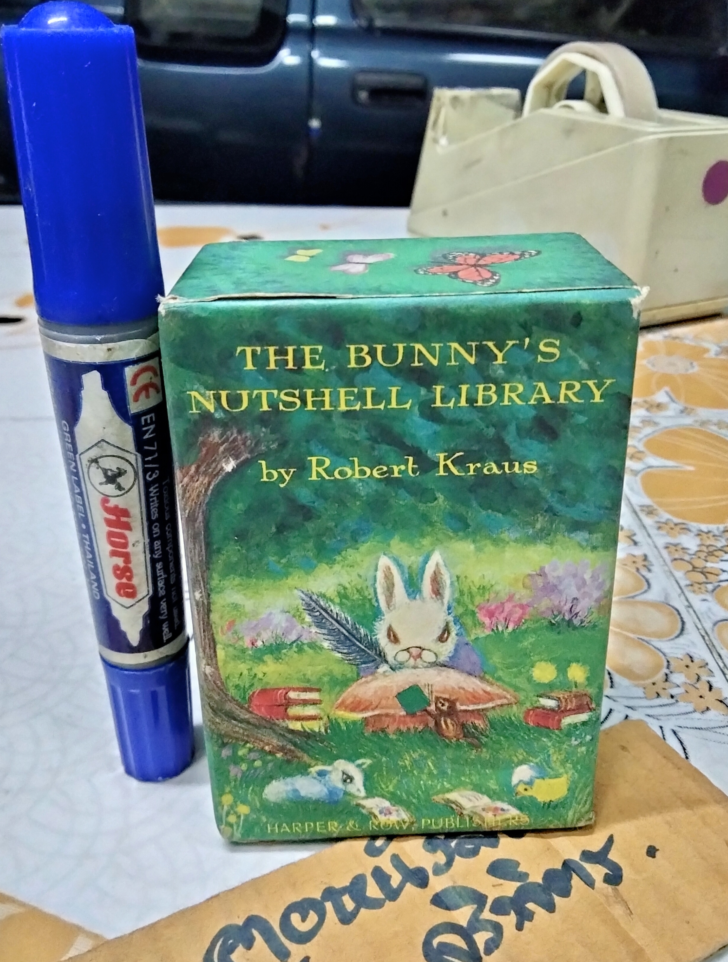 The Bunny's Nutshell Library โดย Robert Kraus (Box set 4 เล่ม) - พิมพ์ปี 1965 Harper & Row, Publishers