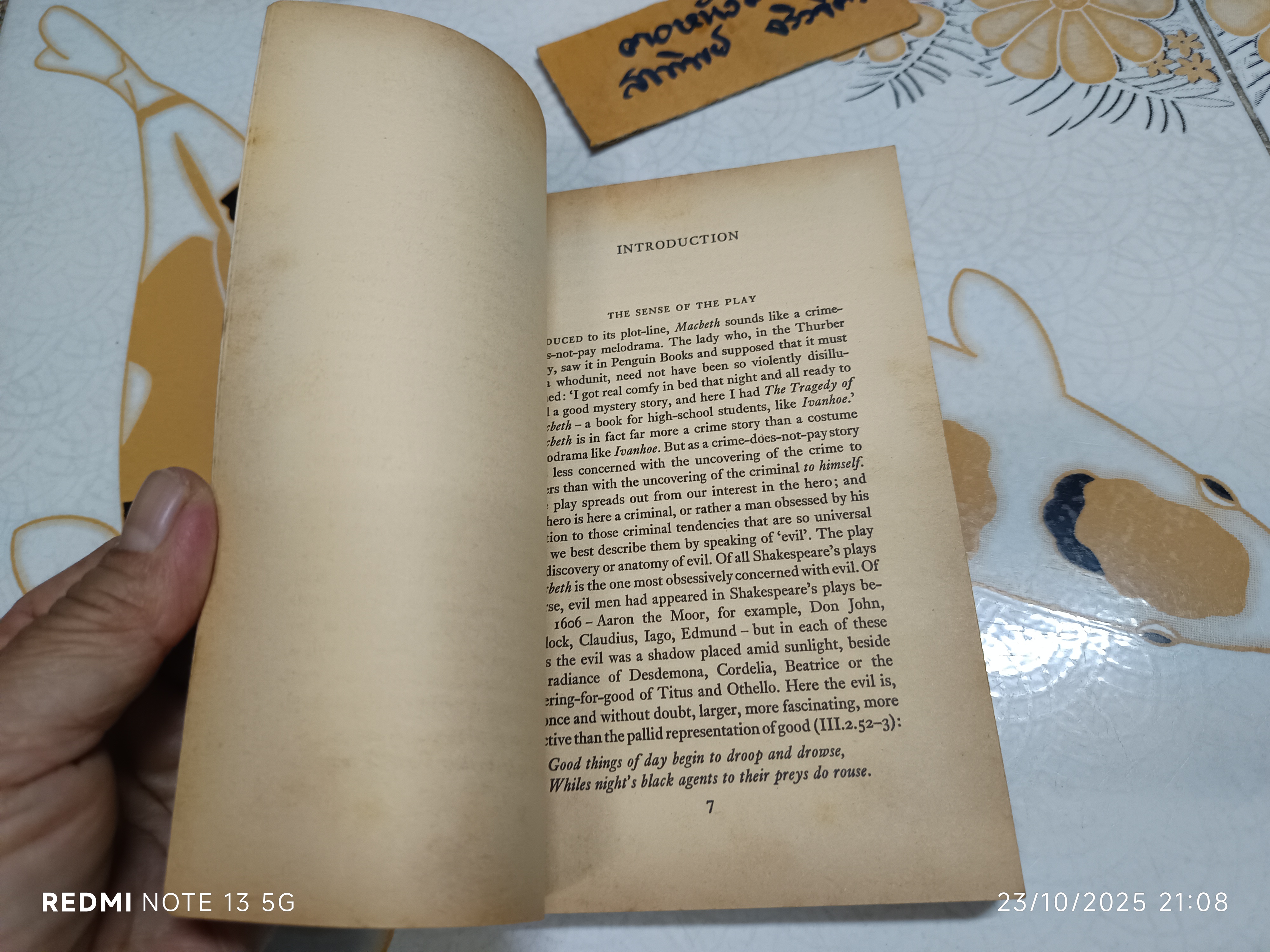 Macbeth ,William Shakespeare Great covers by Paul Hogarth Vintage ,1983