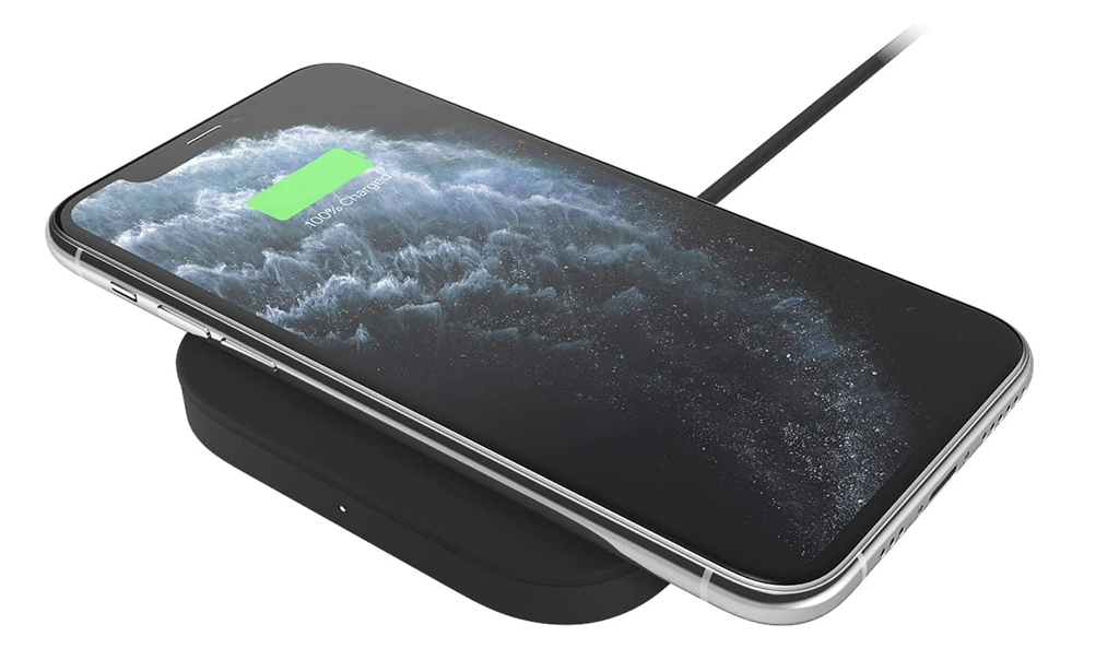 Logitech® Powered 10W Wireless Charging Pad For Phones and AirPods แท่นชาร์จไร้สาย รองรับอุปกรณ์มาตรฐาน Qi