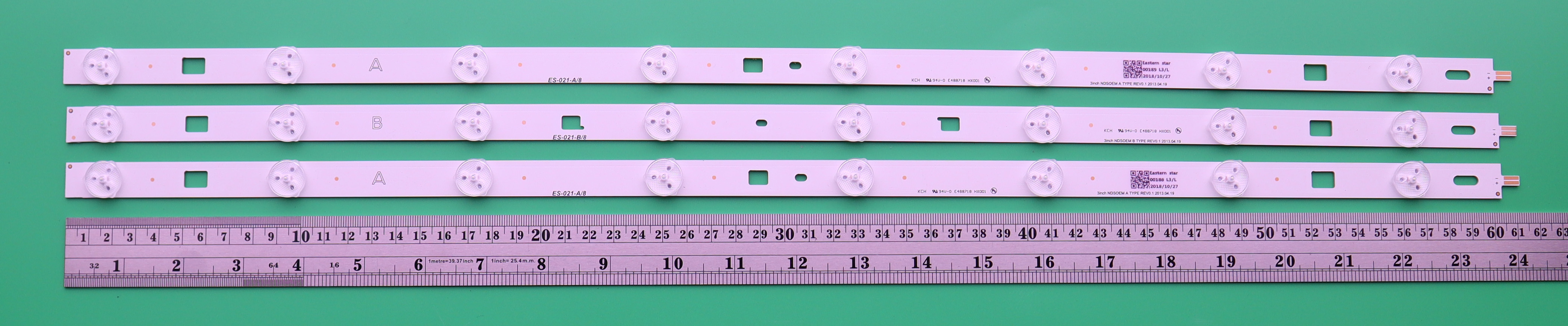 SONY 32R300 32R402 8 LED X 3