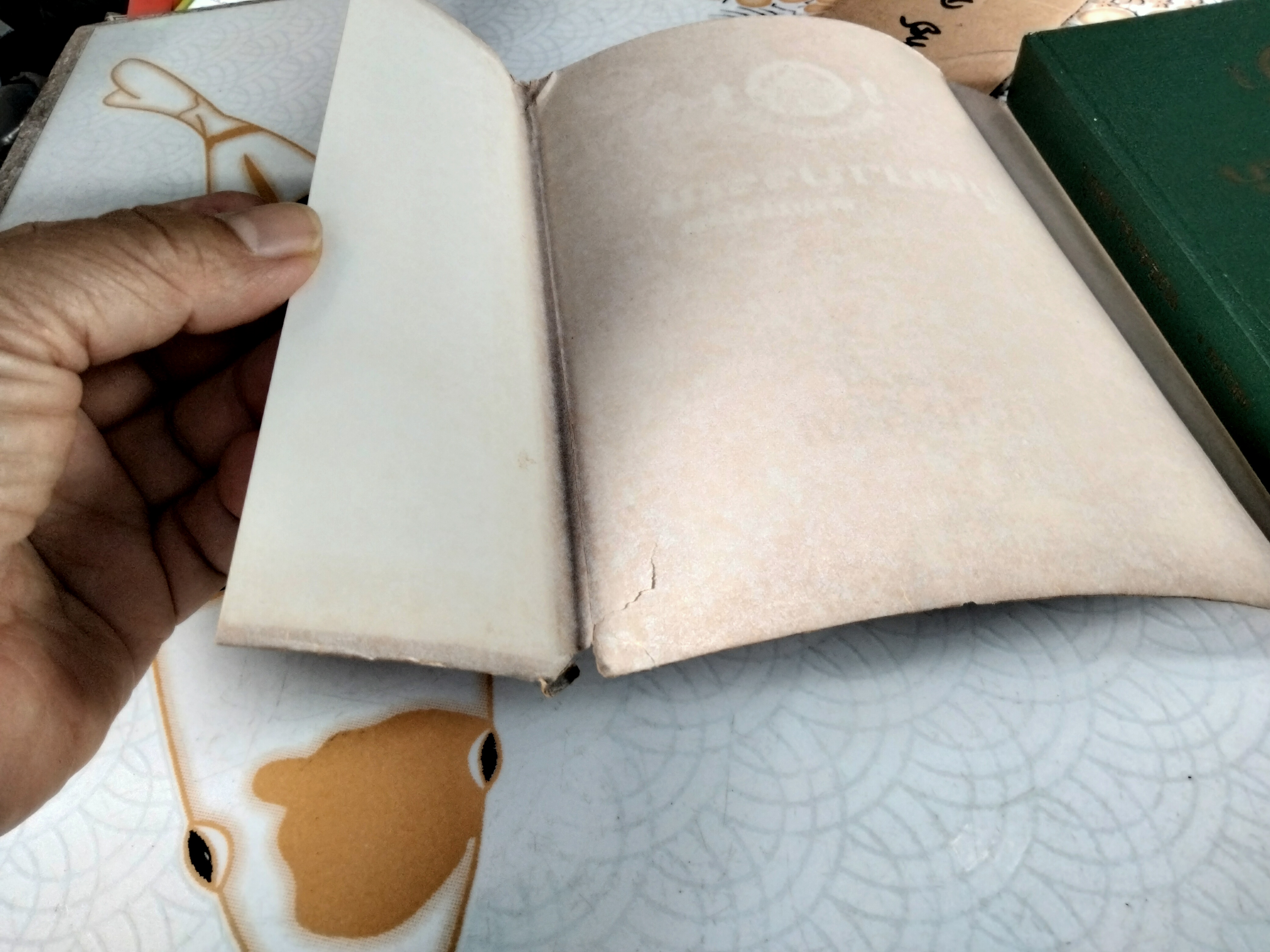 บุษบาบรรณ โดย ดอกไม้สด