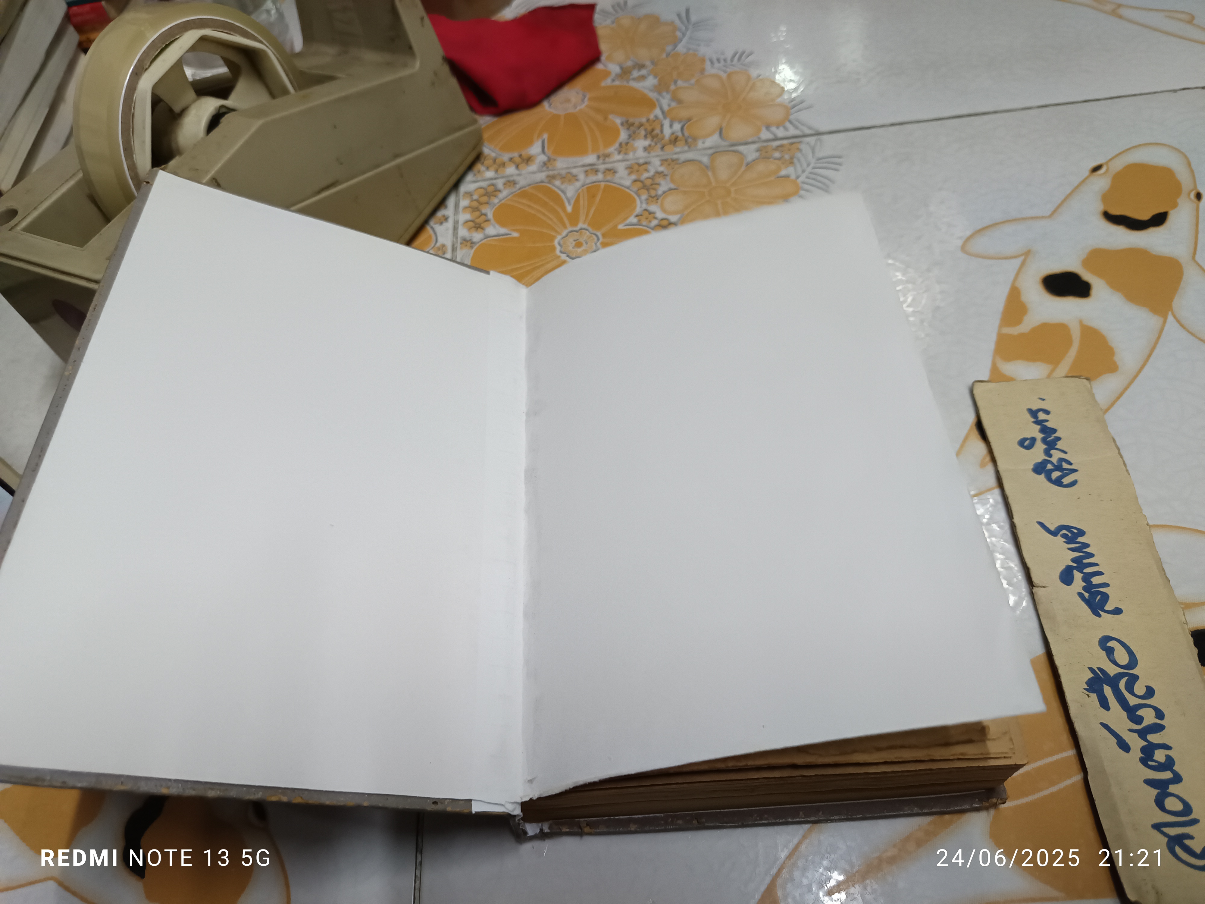 โหราศาสตร์ชาวบ้าน เรียนด้วยตนเอง 22 ชั่วโมง โดย พิภพ ตังคณะสิงห์ เกษมบรรณกิจ พิมพ์ปีพ.ศ 2507 (มีตำหนิ) **สินค้าหมด**