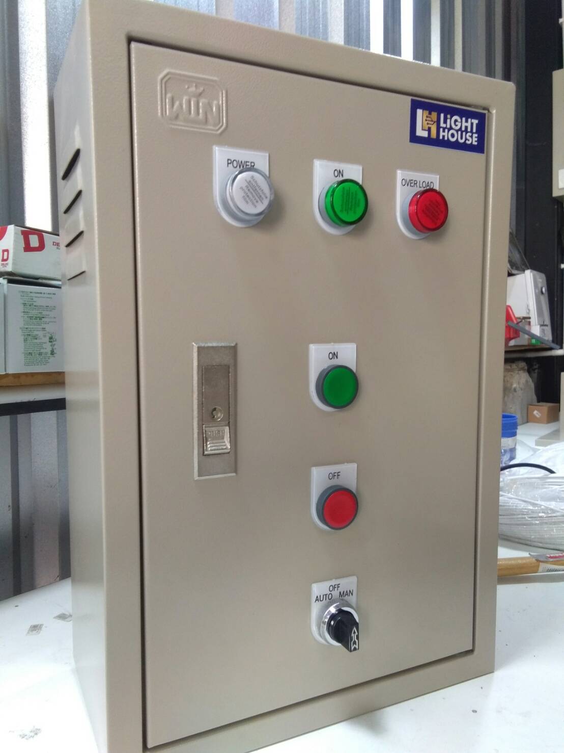 ตู้ควบคุมปั๊มเติมน้ำผ่านลูกลอยไฟฟ้า 2 แรง 24 VDC ปั๊มขนาด 2HP 220V