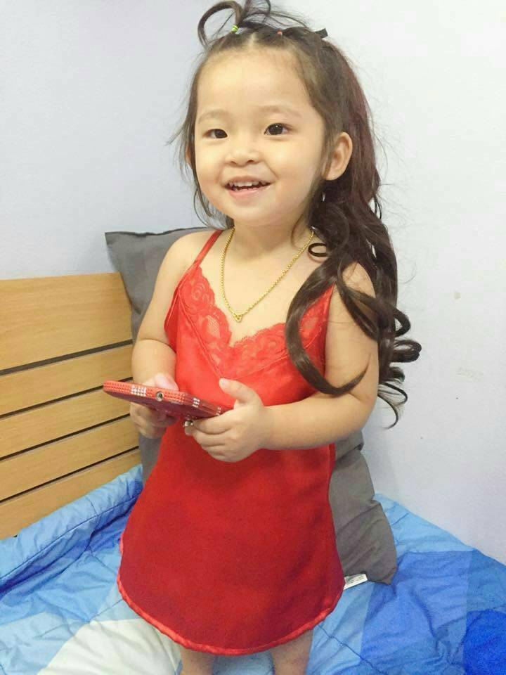 ชุดนอนเดรสสายเดี่ยว เด็กหญิง