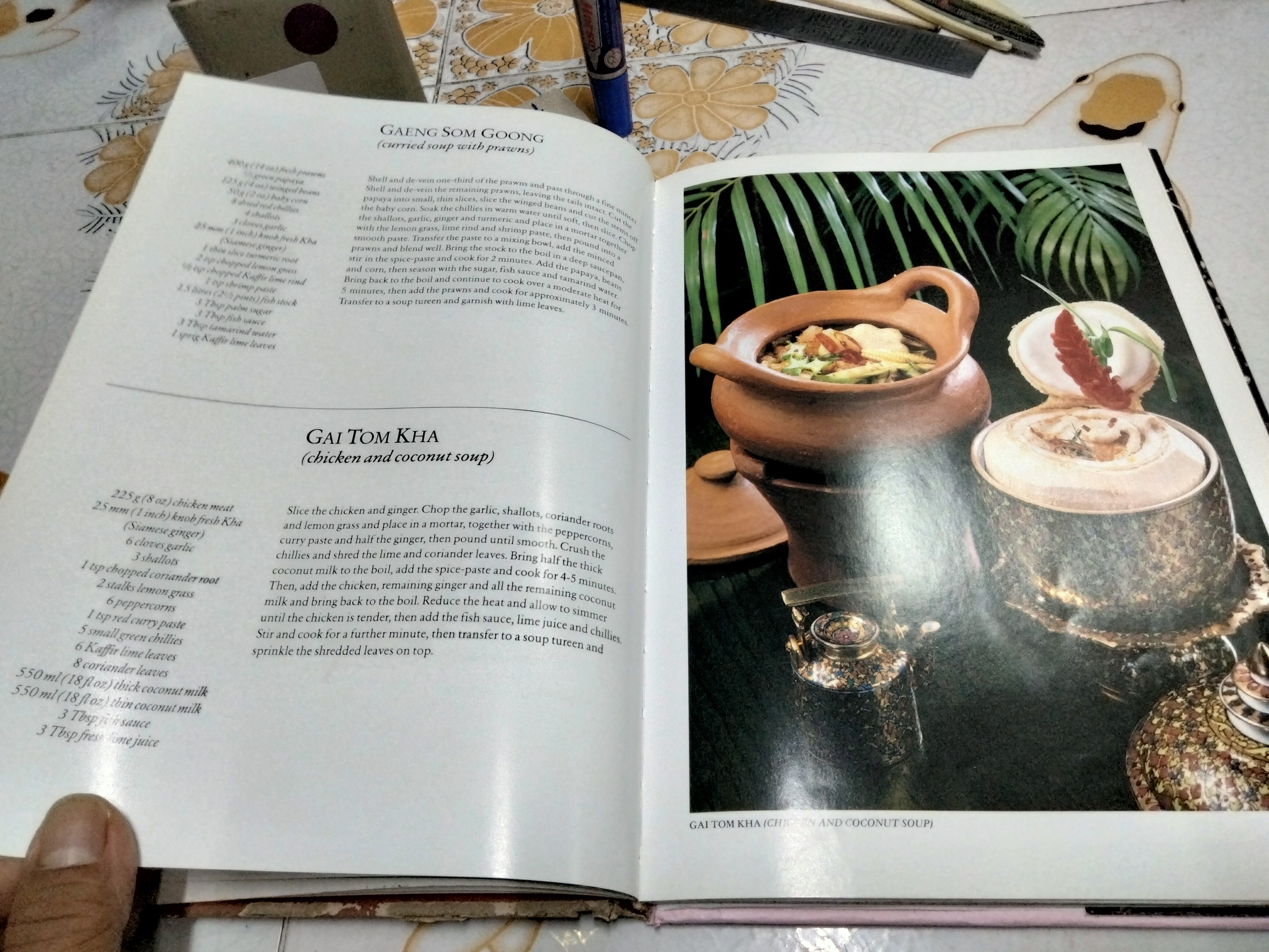The Best of Thai Cooking (ฉบับภาษาอังกฤษ) By Chalie Amatyakul Edited by John Mitchell (หนังสือมีตำหนิ)
