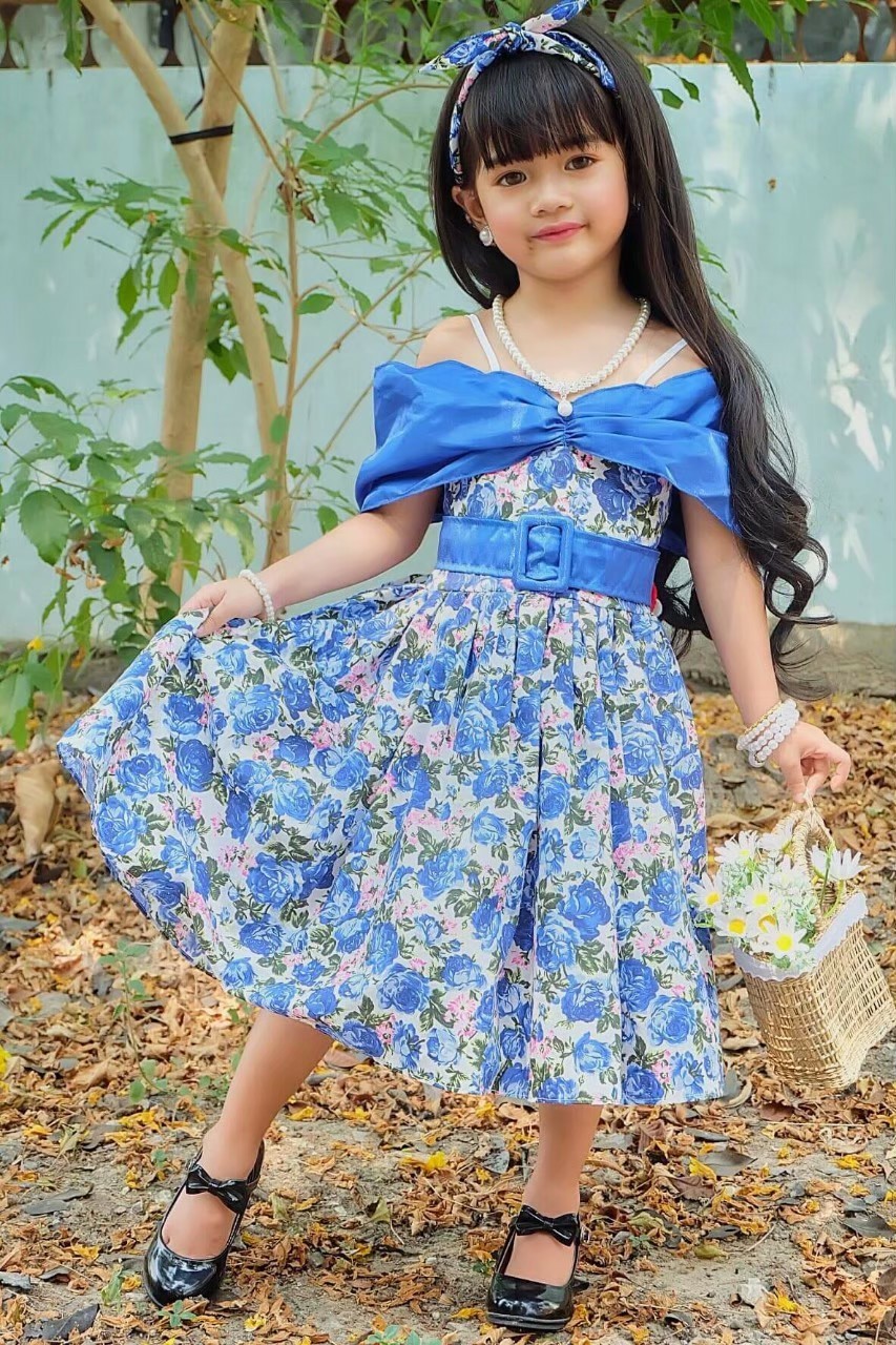 เดรสเด็กย้อนยุค โอบไหล่