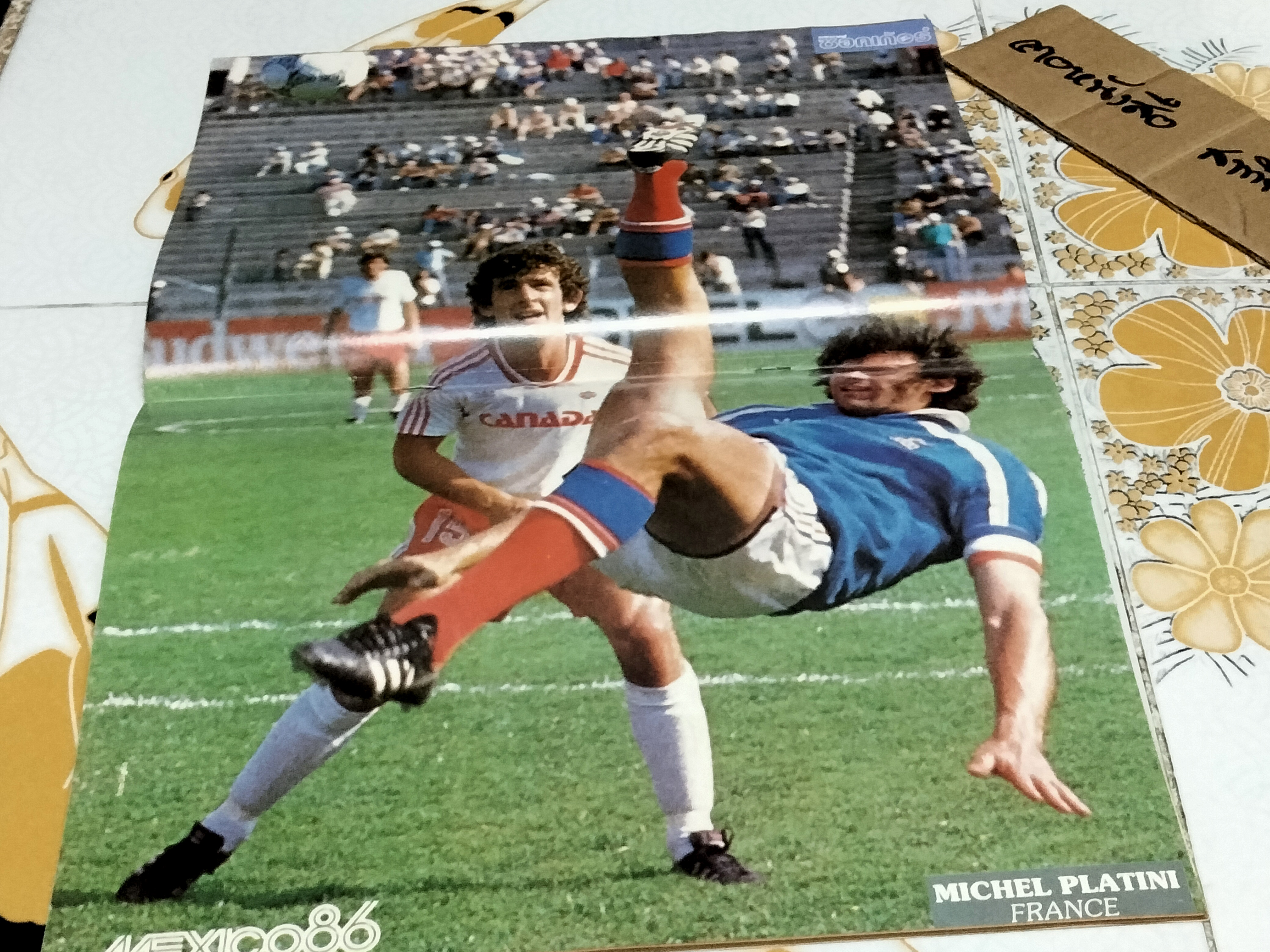 สตาร์ซอคเก้อร์ ฉบึที่ 453 (10-16 ก.ค.29) ปก มาราโดน่าจูบถ้วยรางวัล **สินค้าหมด**