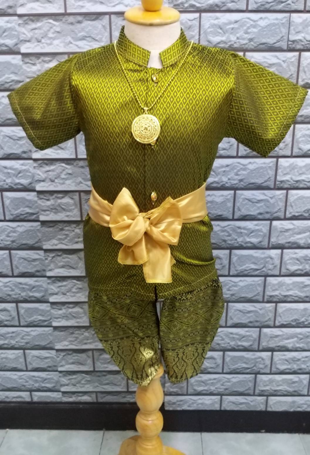 ชุดไทยเด็กชาย แขนสั้นกันโจง