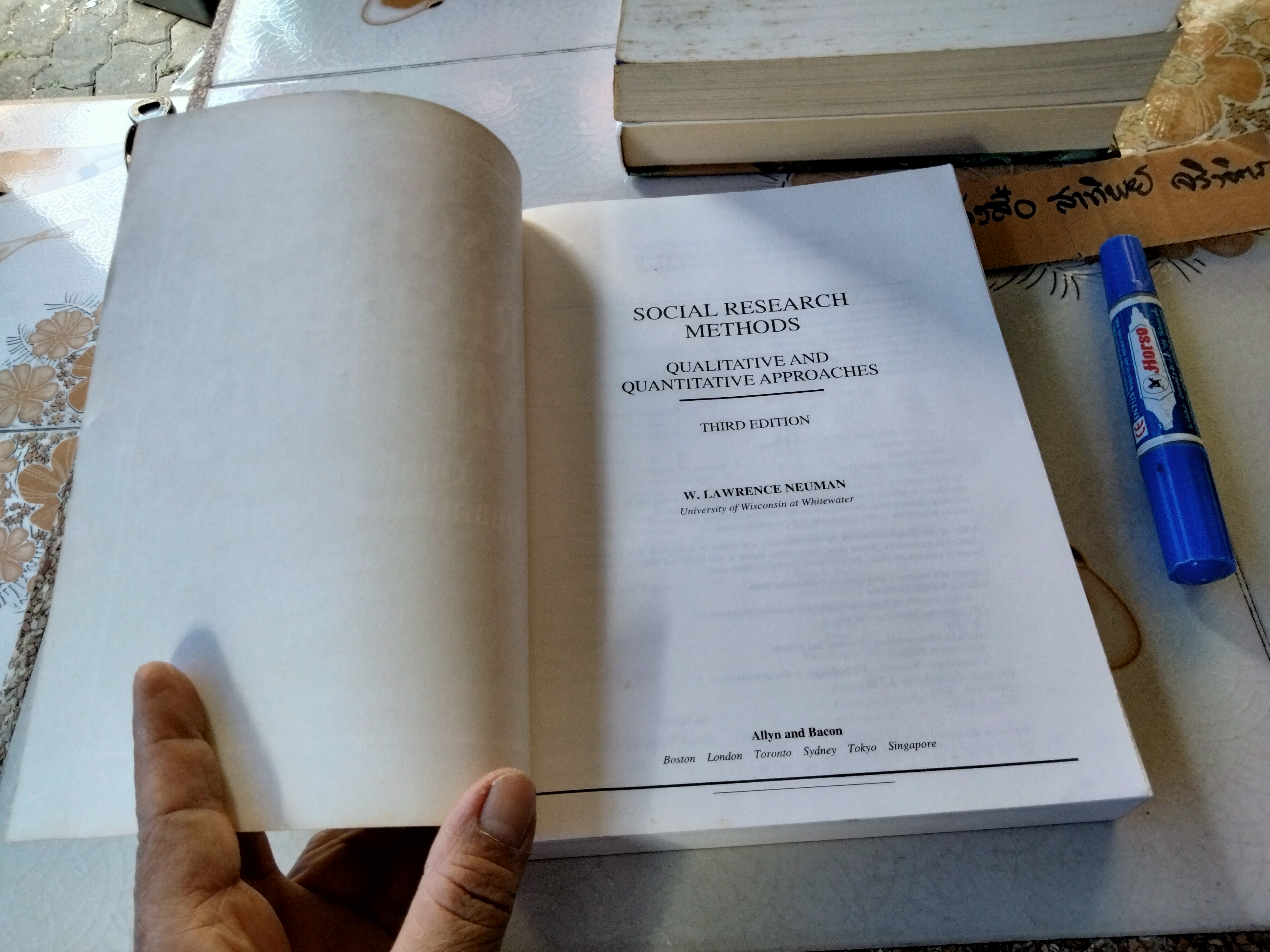 SOCIAL RESEARCH METHODS , W. LAWRENCE NEUMAN