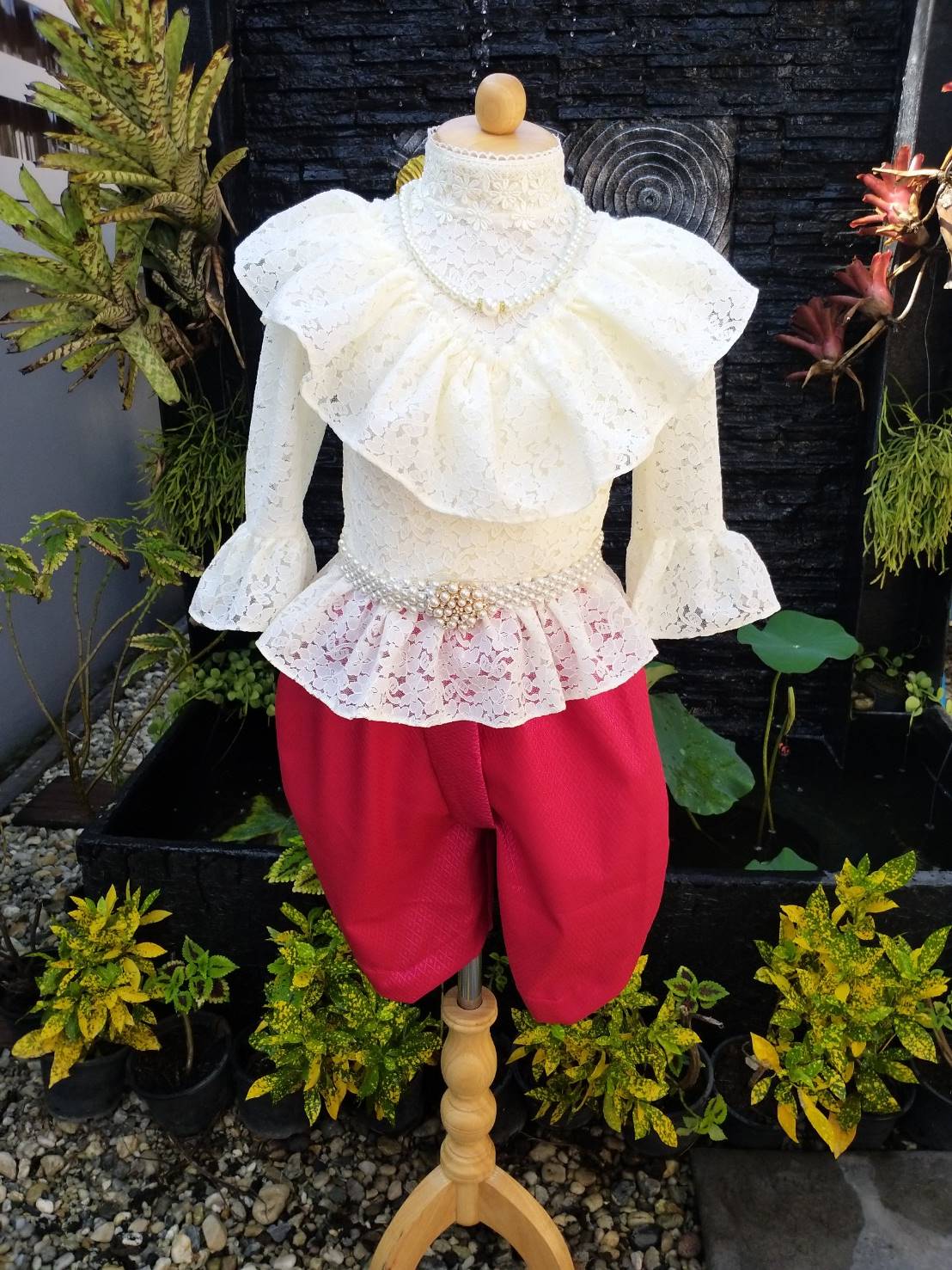 ชุดไทยเด็กหญิง รัชกาลที่ 5 ลูกไม้แขนยาว