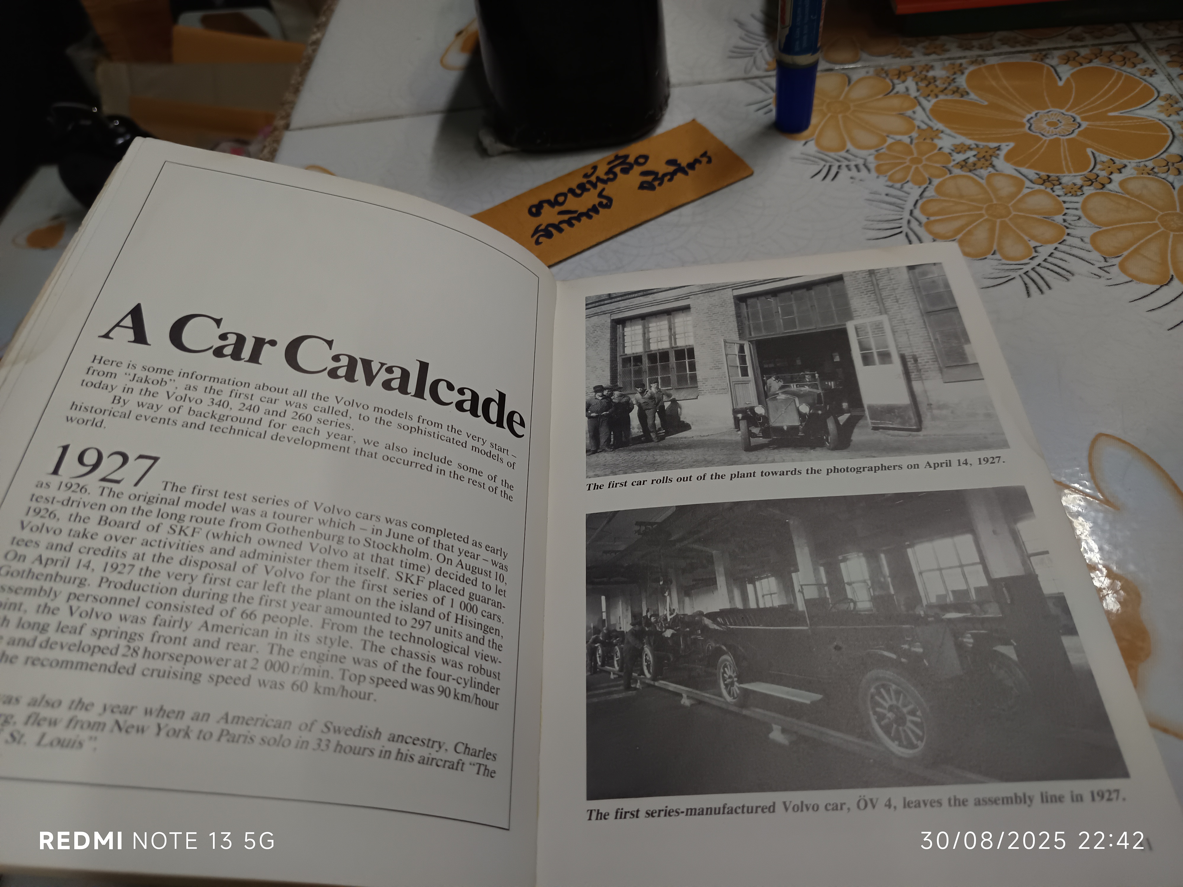 Volvo 1927 - 1982 Enthusiasts history book brochure **สินค้าหมด**