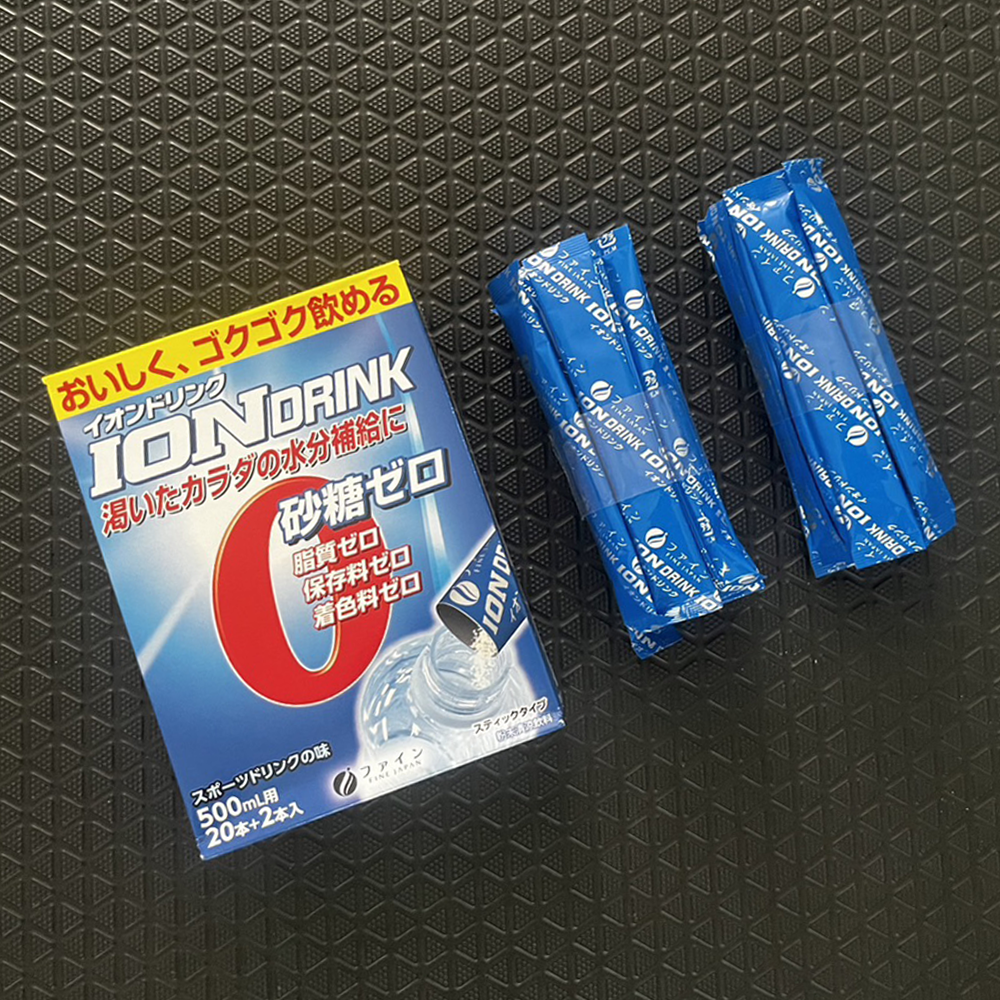 Fine Ion Drink Sports drink flavor (1กล่อง 22 ซอง) จากญี่ปุ่น เครื่องดื่มเกลือแร่ ไอออนวิตามินพลัสเกลือแร่ (Z24)