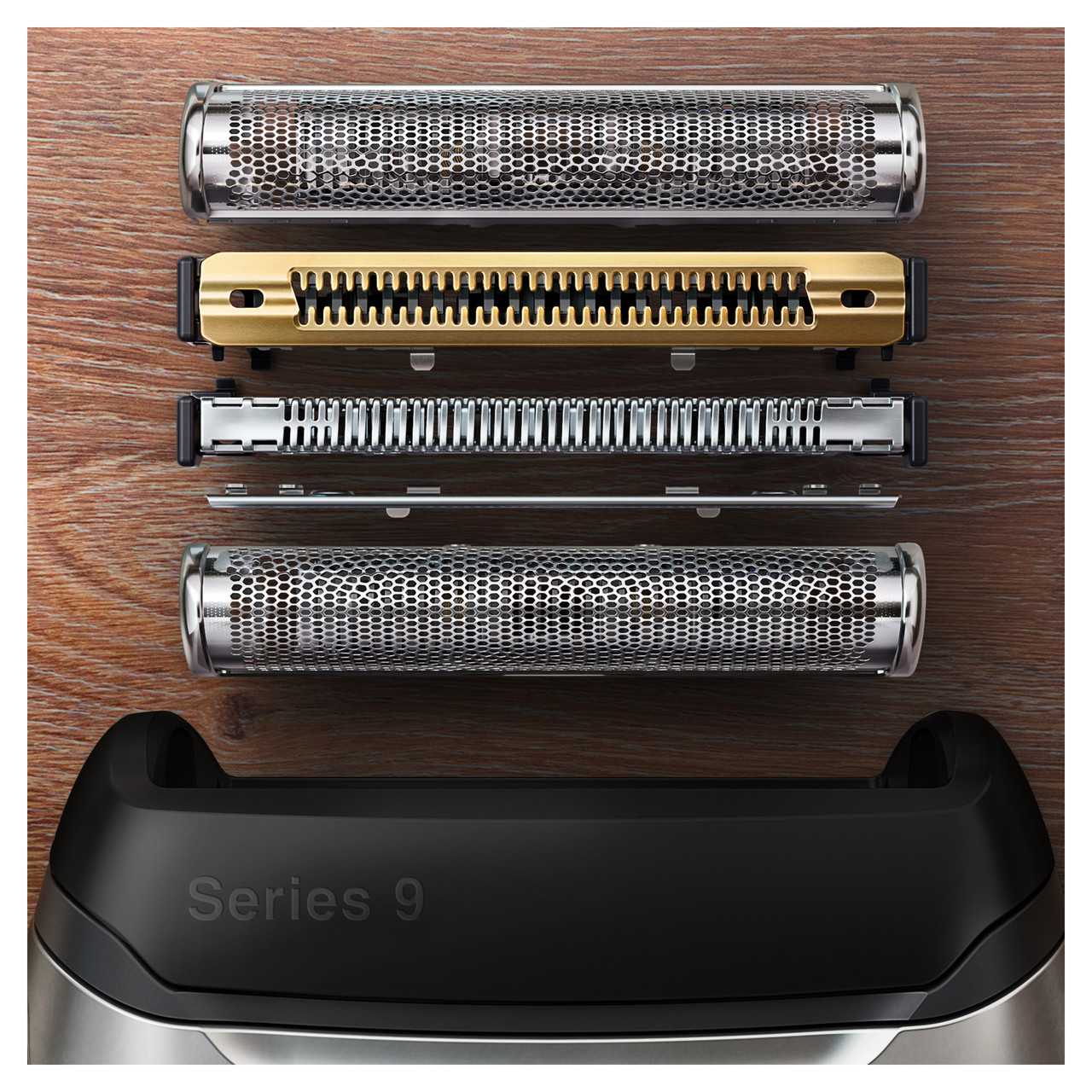 Braun® Series 9 Sport Shaver Clean With Charge System 9320cc, Black เครื่องตัดแต่งหนวดเครา พร้อมระบบทำความสะอาดและชาร์จ