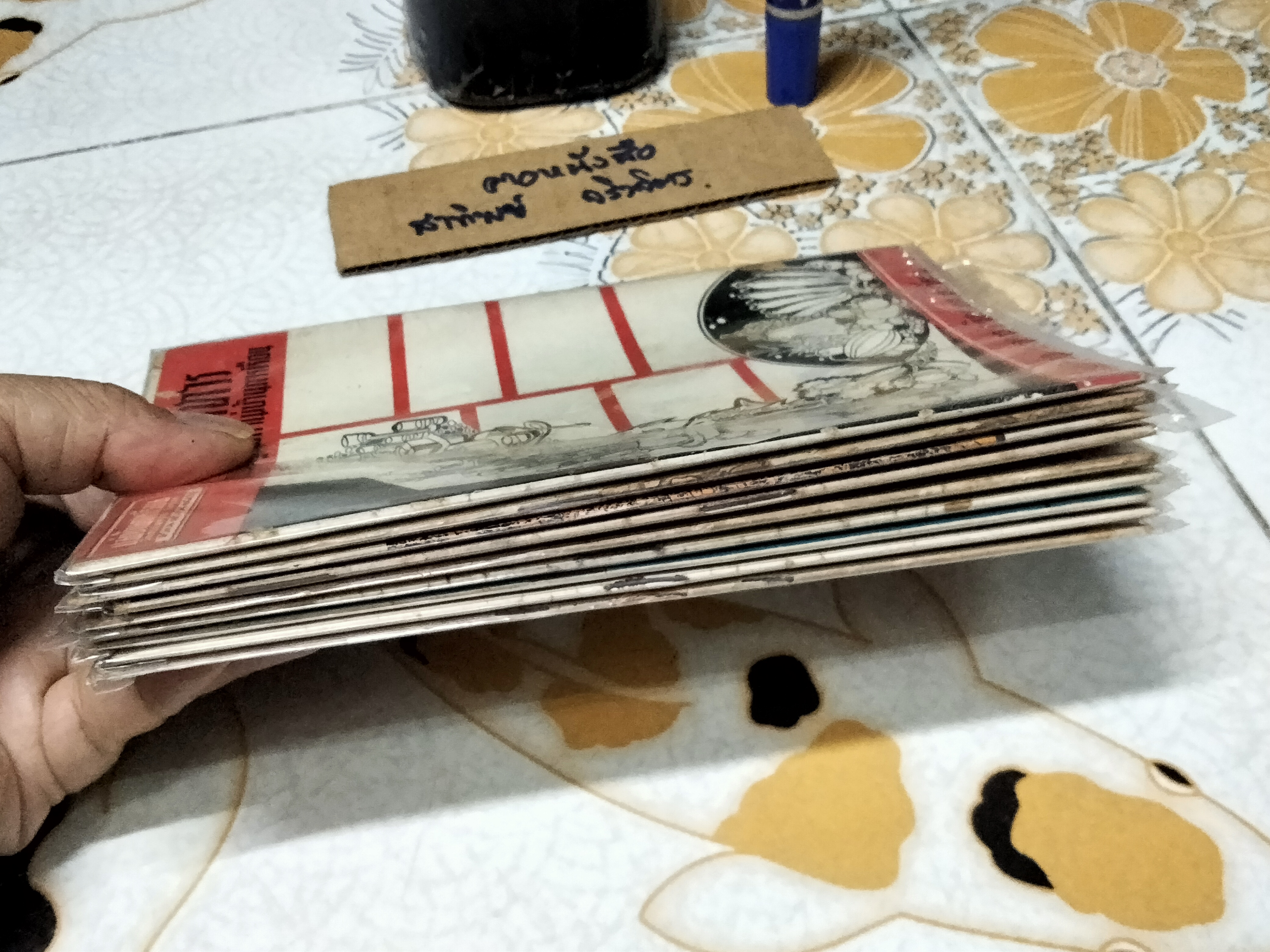 ตำรับขนมและอาหารสากล, ตำราอาหาร และ ตำราอาหารว่าง ขายรวม 9 เล่ม (ฉบับคู่แฝด แม่บ้านการเรือน ) ตำรับนี้ จากการสาธิตของเสรีวัฒน์ **สินค้าหมด**