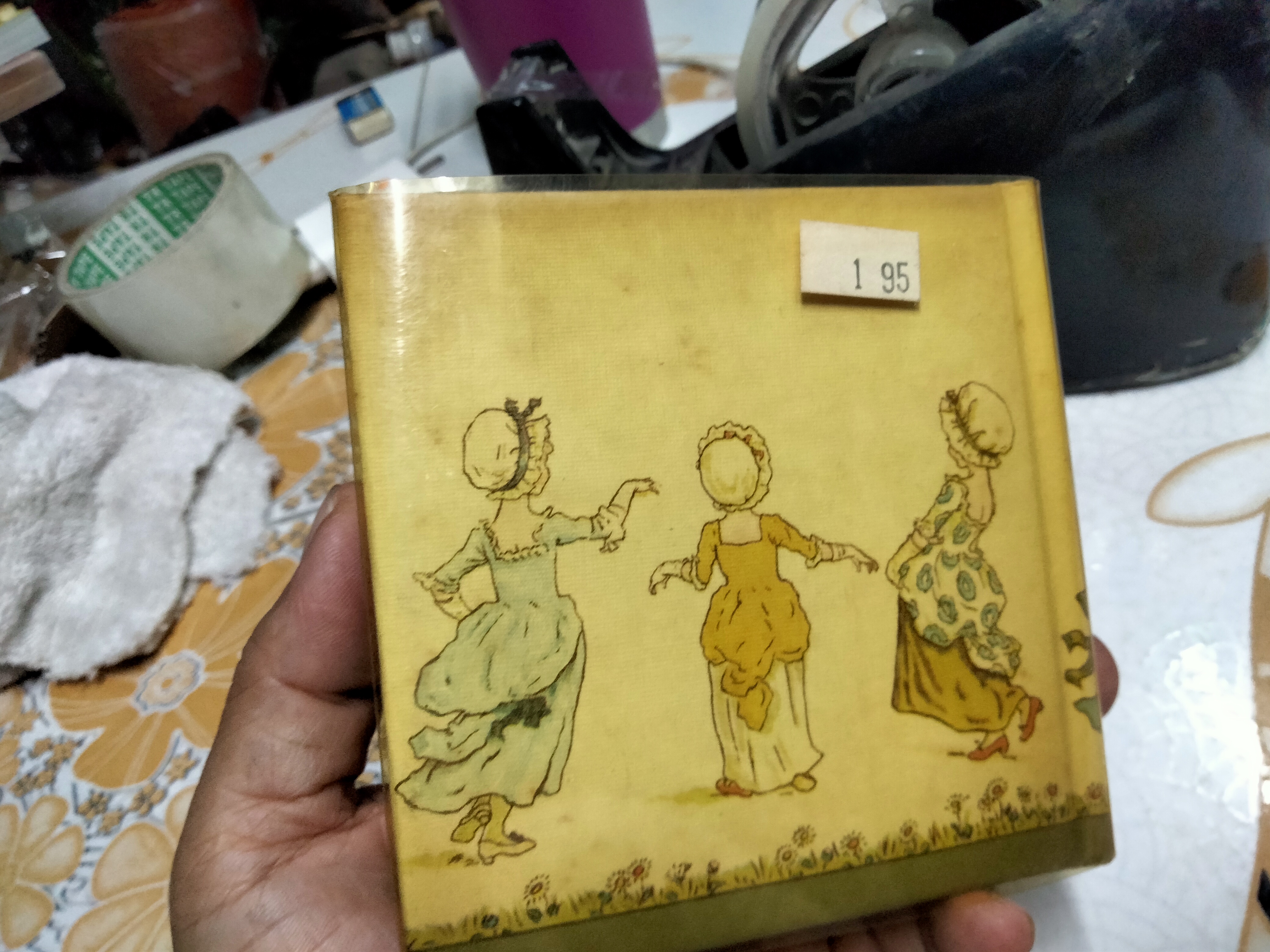 Kate Greenaway 's birthday book สมุดบันทึกวันเกิด **สินค้าหมด**