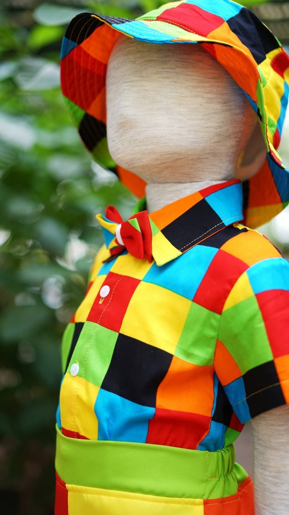 ชุดเด็กชายหญิง ไทยย้อนยุคสีสันสดใส