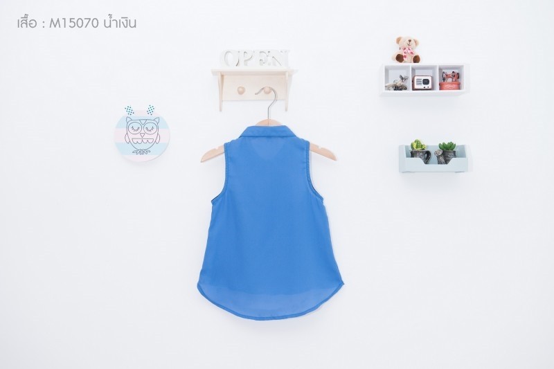 เสื้อเด็กหญิง แขนกุดสีน้ำเงิน