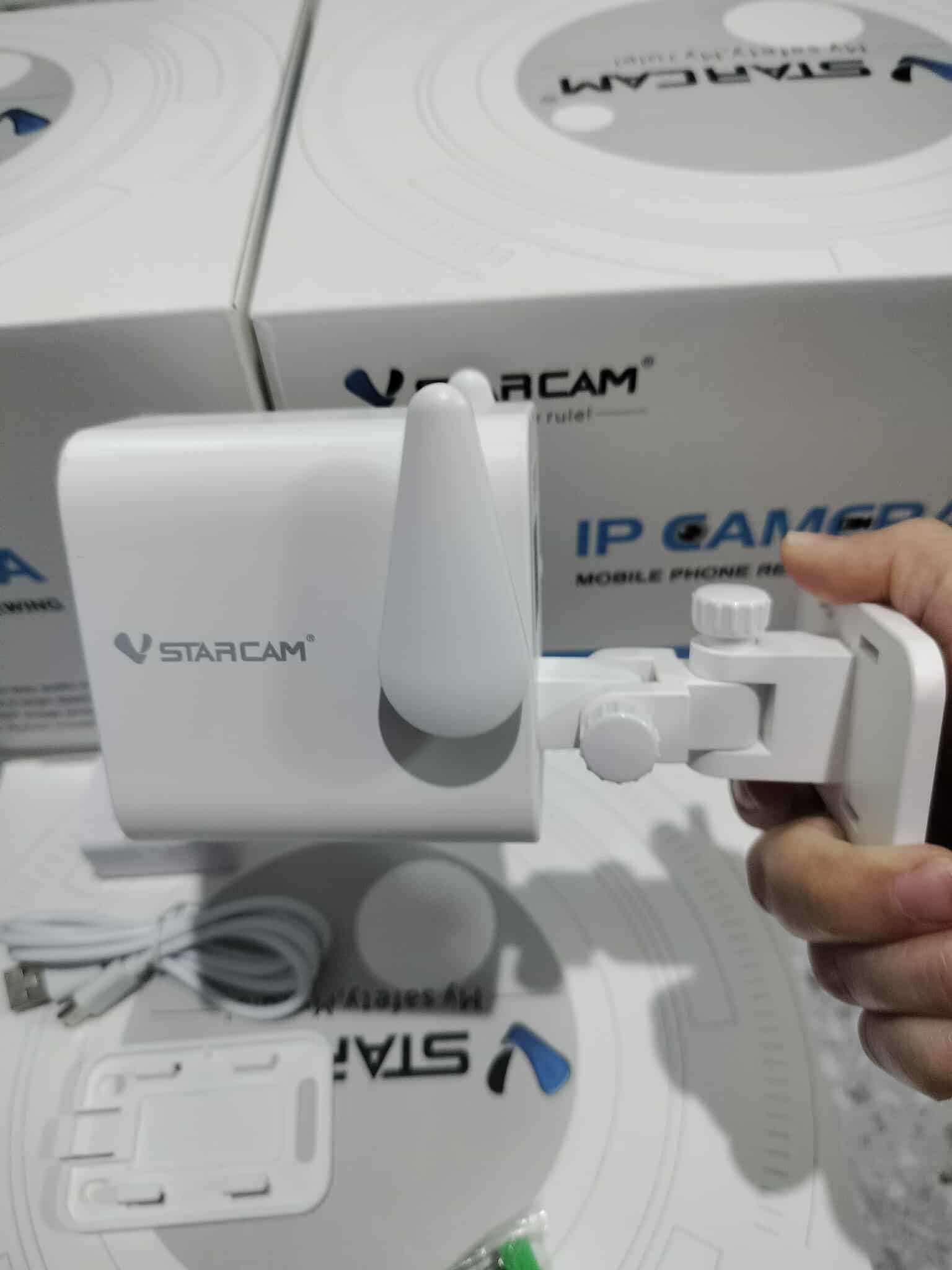 Vstarcam Vstarcam กล้องวงจรปิดภายนอก รุ่นCS5 คมชัด2ล้านพิกเซล ภาพคมชัดทั้งกลางวันกลางคืน มีWIFIในตัว ขาว