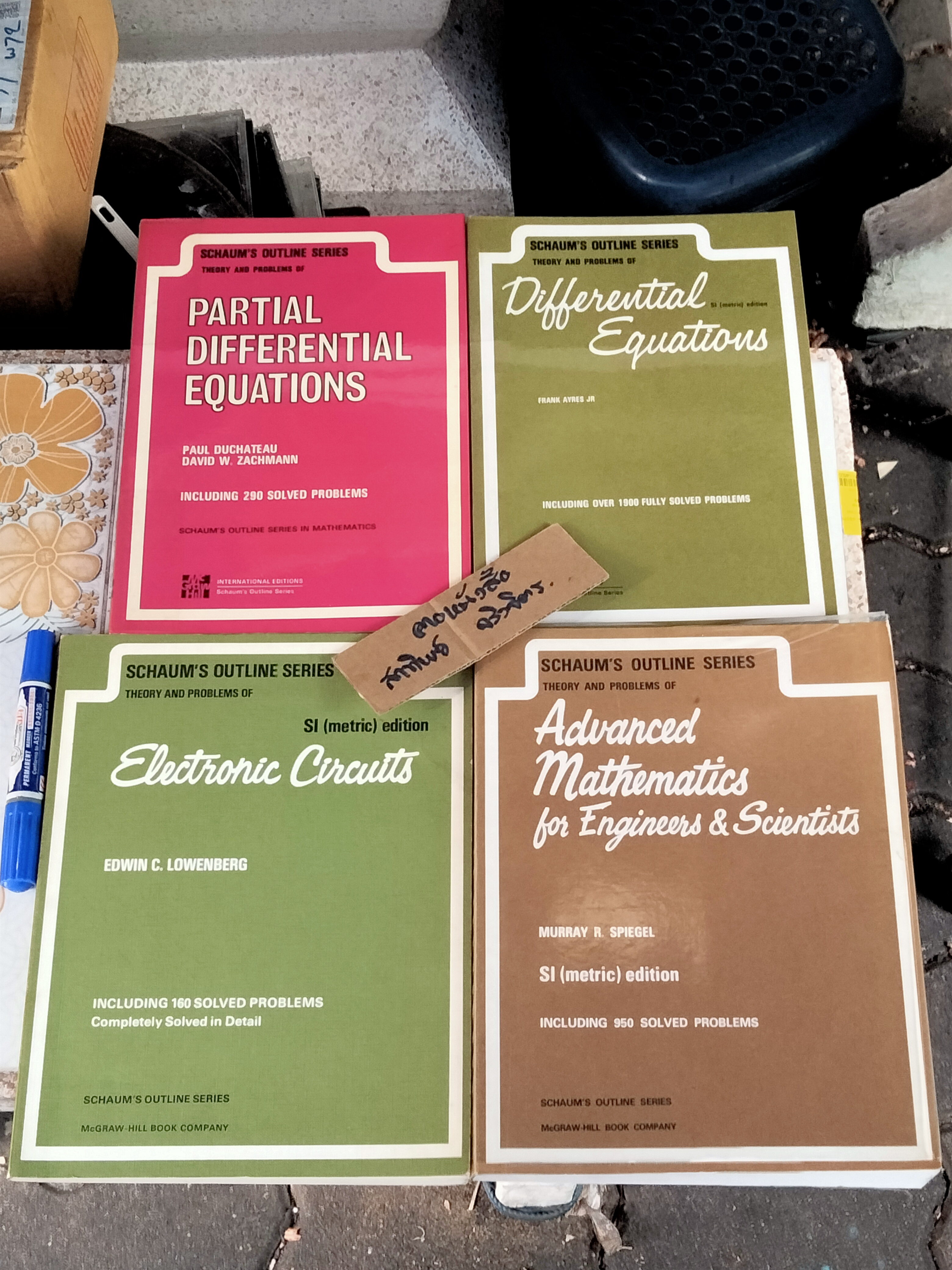 หนังสือชุด SCHAUM'S OUTLINE SERIES Theory and problems (ขายรวม 4 เล่ม) **สินค้าหมด**