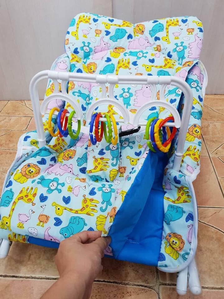 เปลโยกเด็กน่ารัก พร้อมโมบาย