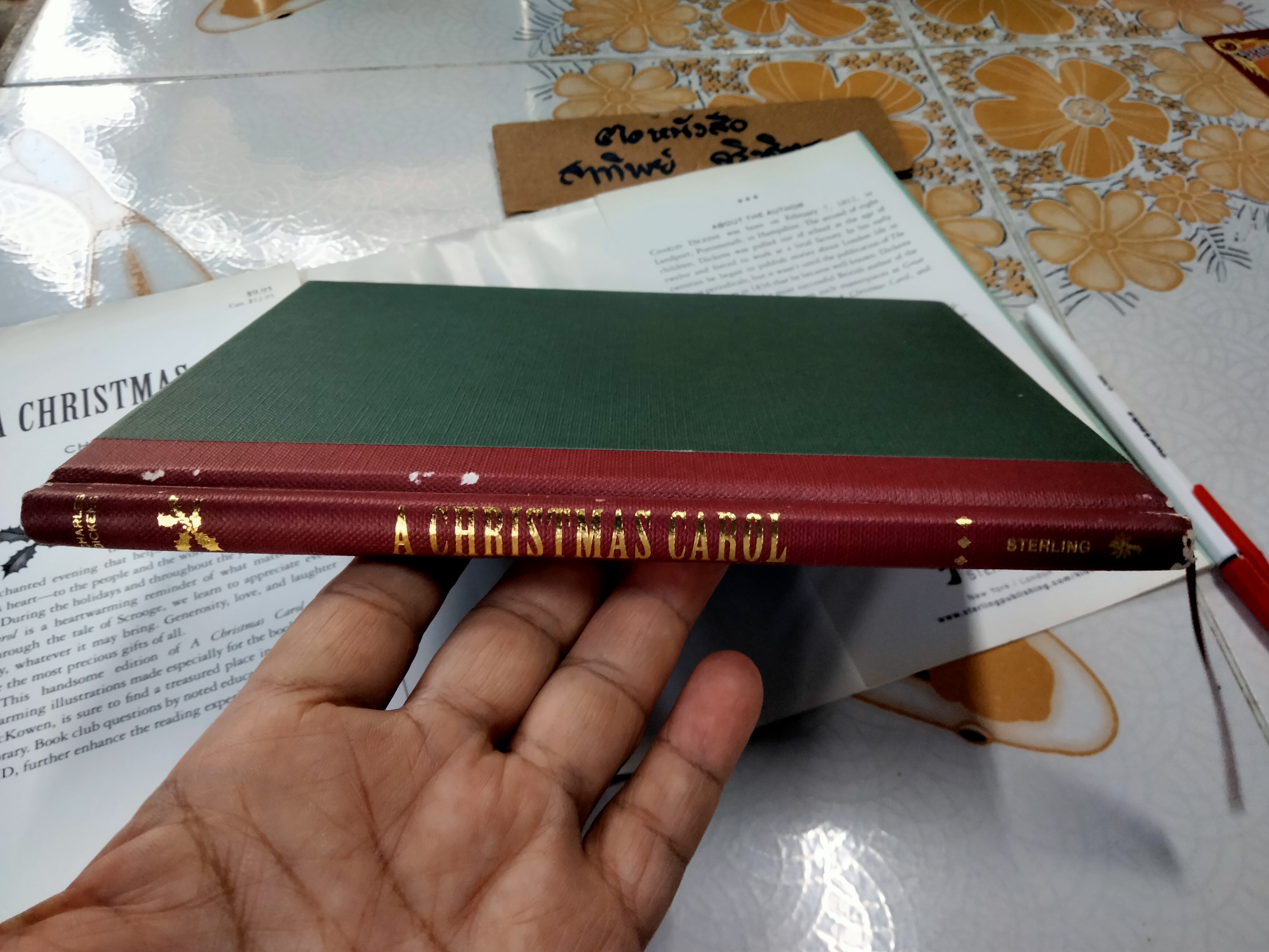 A Christmas Carol (Sterling Classics) ฉบับภาษาอังกฤษ