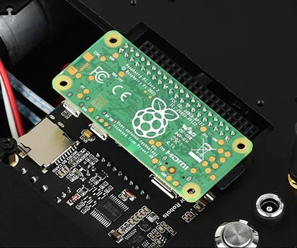 Waveshare Flexible and Expandable 6x4 Offroad, with Optional Rails and ESP32 Slave Computer, 6 Wheel 4WD Mobile Robot