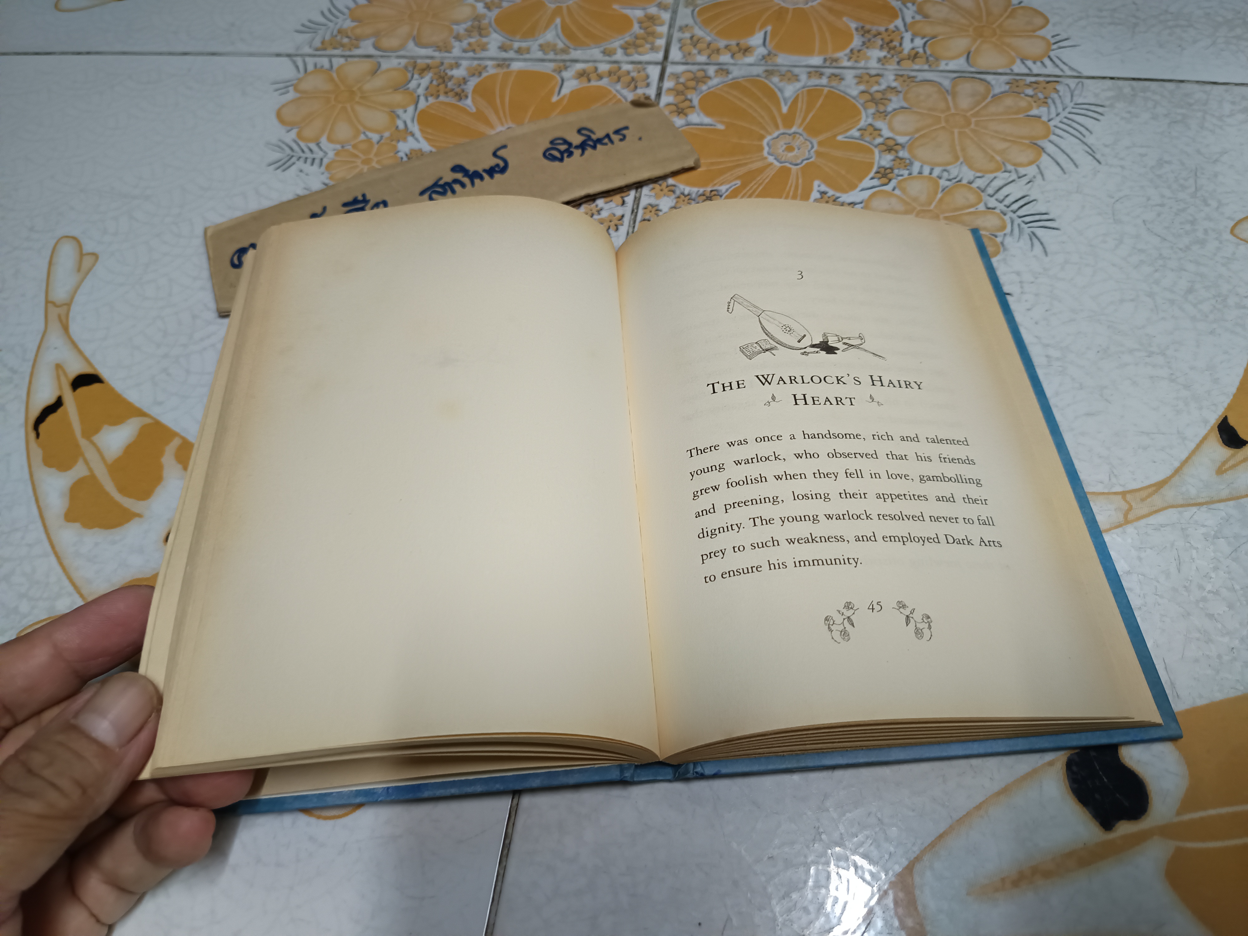 The Tales of Beedle the Bard by J. K. Rowling(English version)