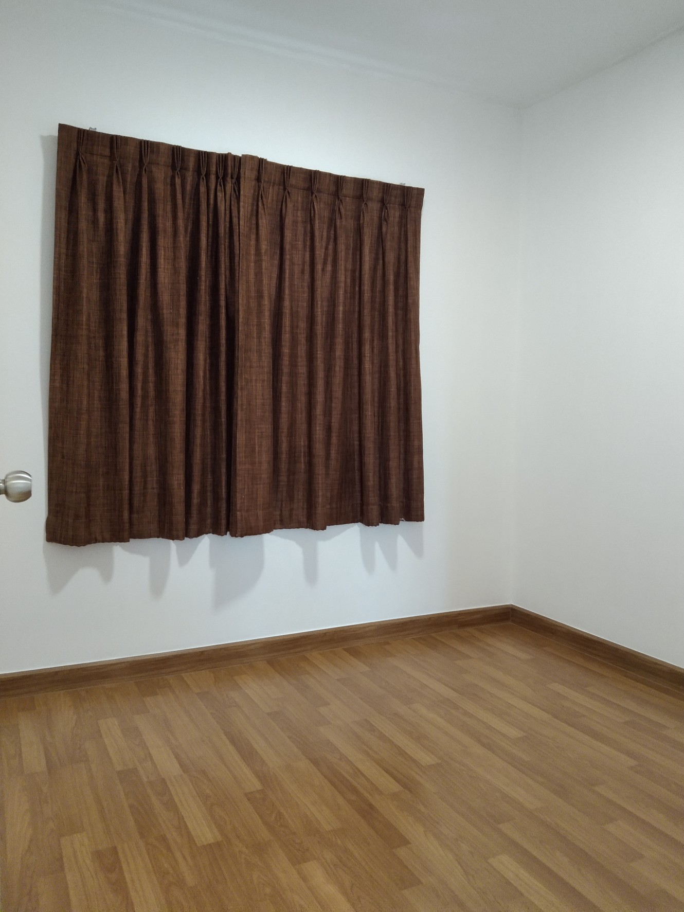 ขายทาวน์เฮ้าส์เดอะคอนเนคสุวรรณภูมิ4กิ่งแก้วซอย37 พร้อมโกดังพร้อมคนเช่า