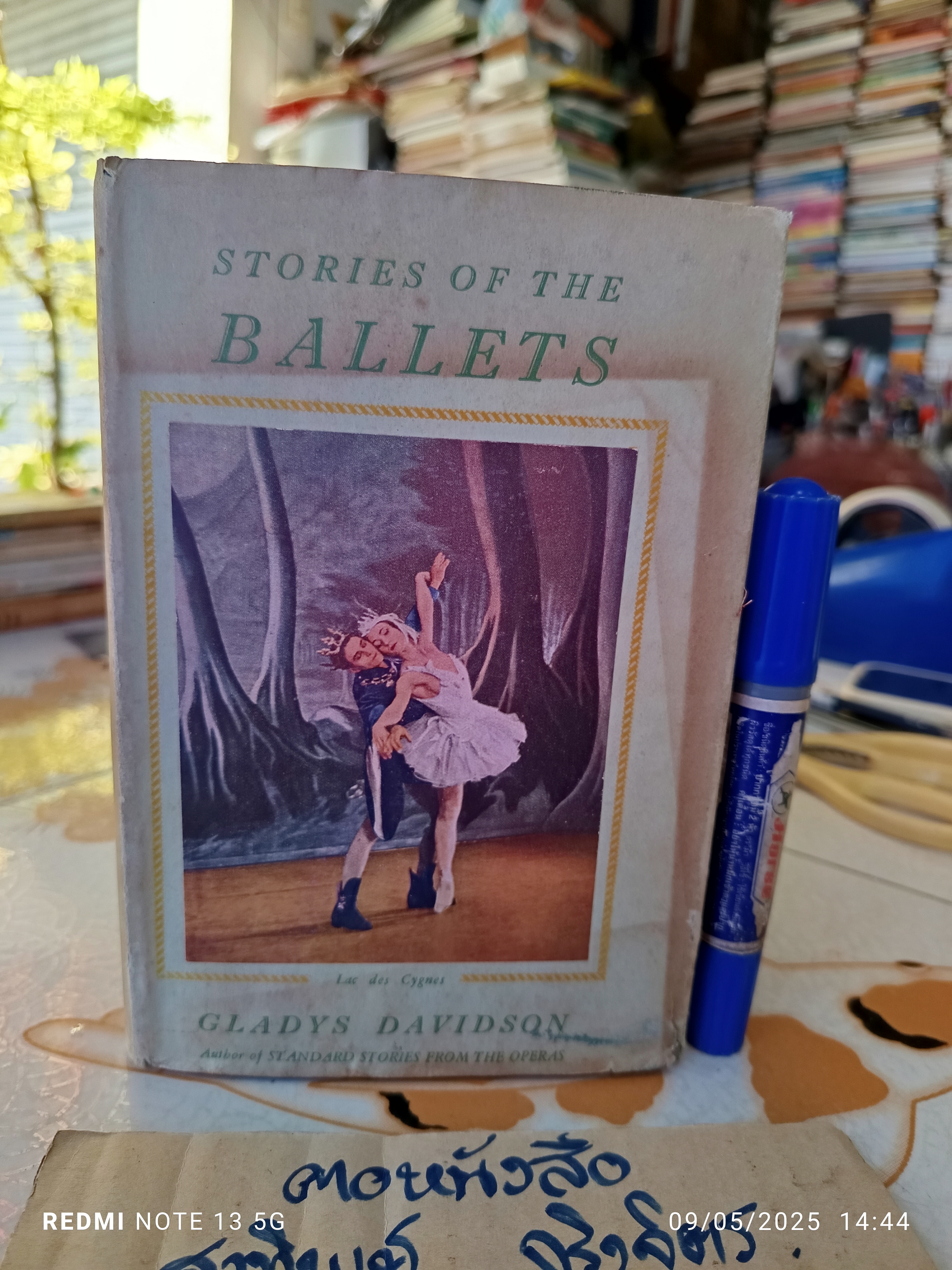 STORIES OF THE BALLETS (Hardcover). Gladys Davidson Published by T. Werner Laurie, London, 1951.
