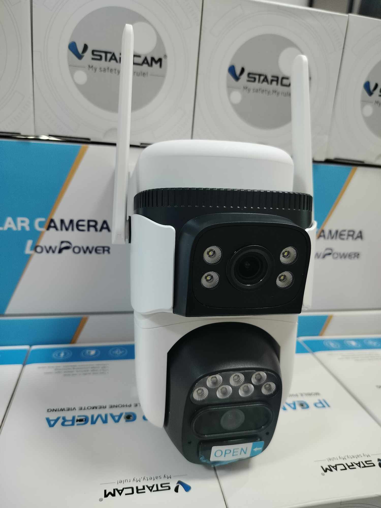 Vstarcam Vstarcam กล้องวงจรปิดภายนอกใส่ซิมการ์ดแบบโซล่าเซลล์ กล้อง2เลนส์ รุ่นBG621DR ความคมชัด3ล้านพิกเซล ขาว