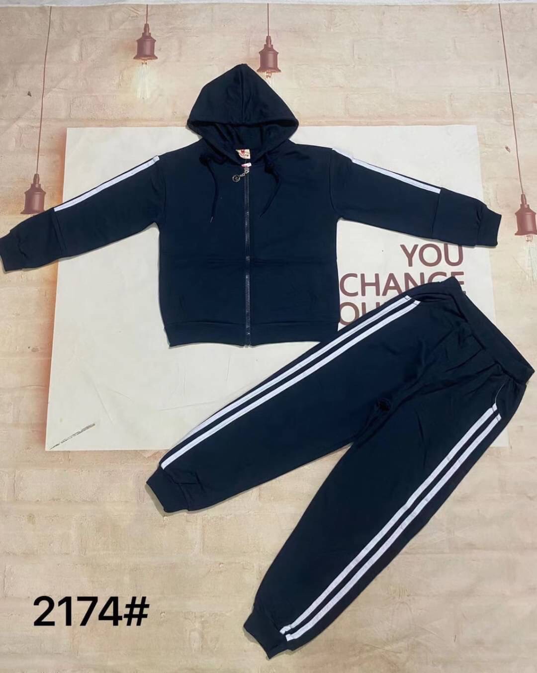 ชุดวอร์มเด็ก set เสื้อมีฮู๊ดกับกางเกง