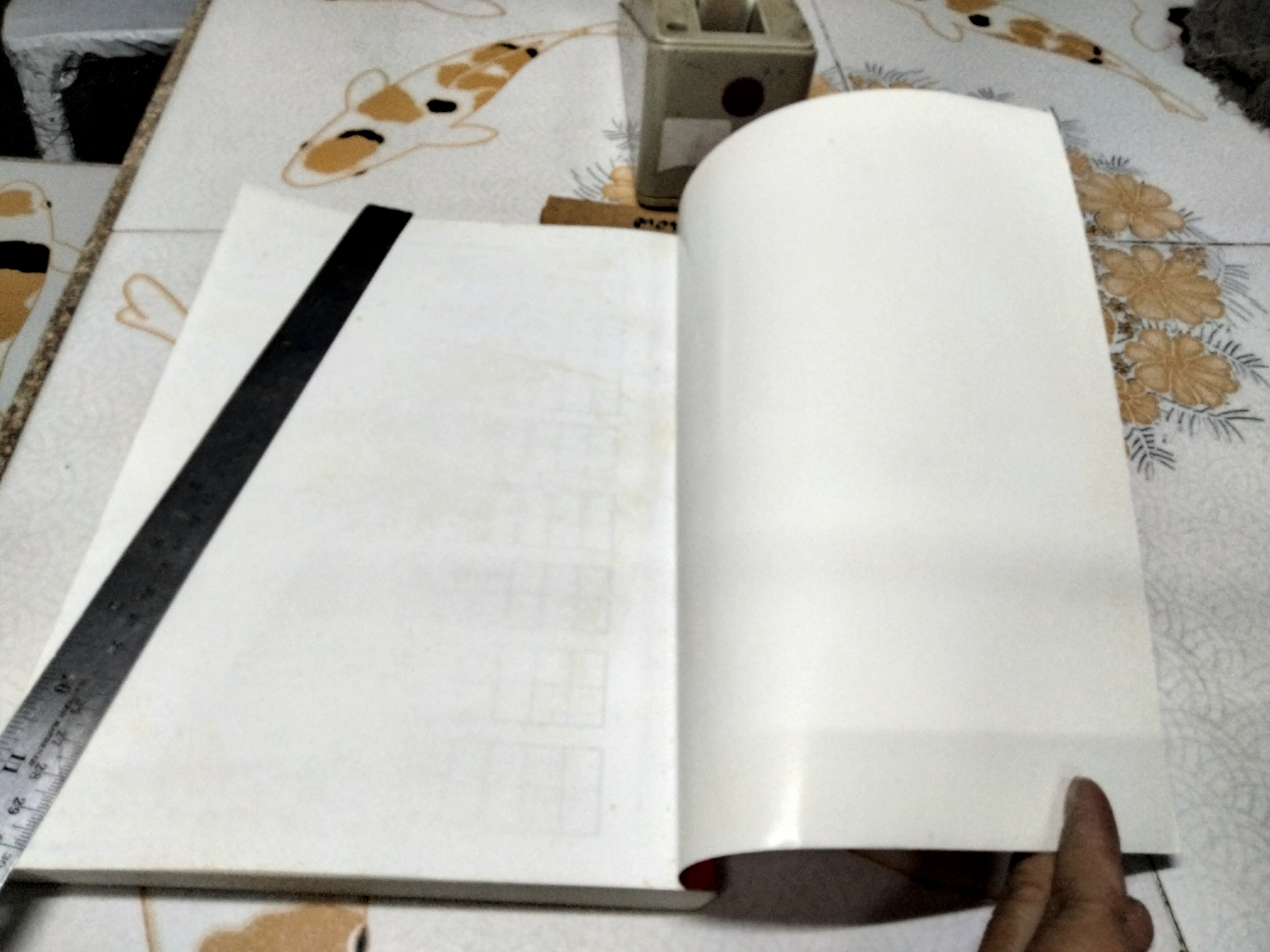 ลำดับขีดการเขียนตัวอักษรจีน 3,500 คำ ฮั่น จื้อ กง Strokes Order of Chinese Characters เรียบเรียงโดย อภิชาติ สวัสดิ์ธนากุล **สินค้าหมด**