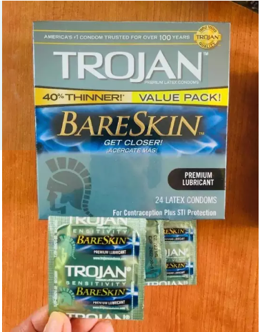 TROJAN® BARESKIN™ Lubricated Condoms 10 or 24 Pieces โทรจัน ถุงยางอนามัย รุ่นบางเฉียบ คอนดอม USA